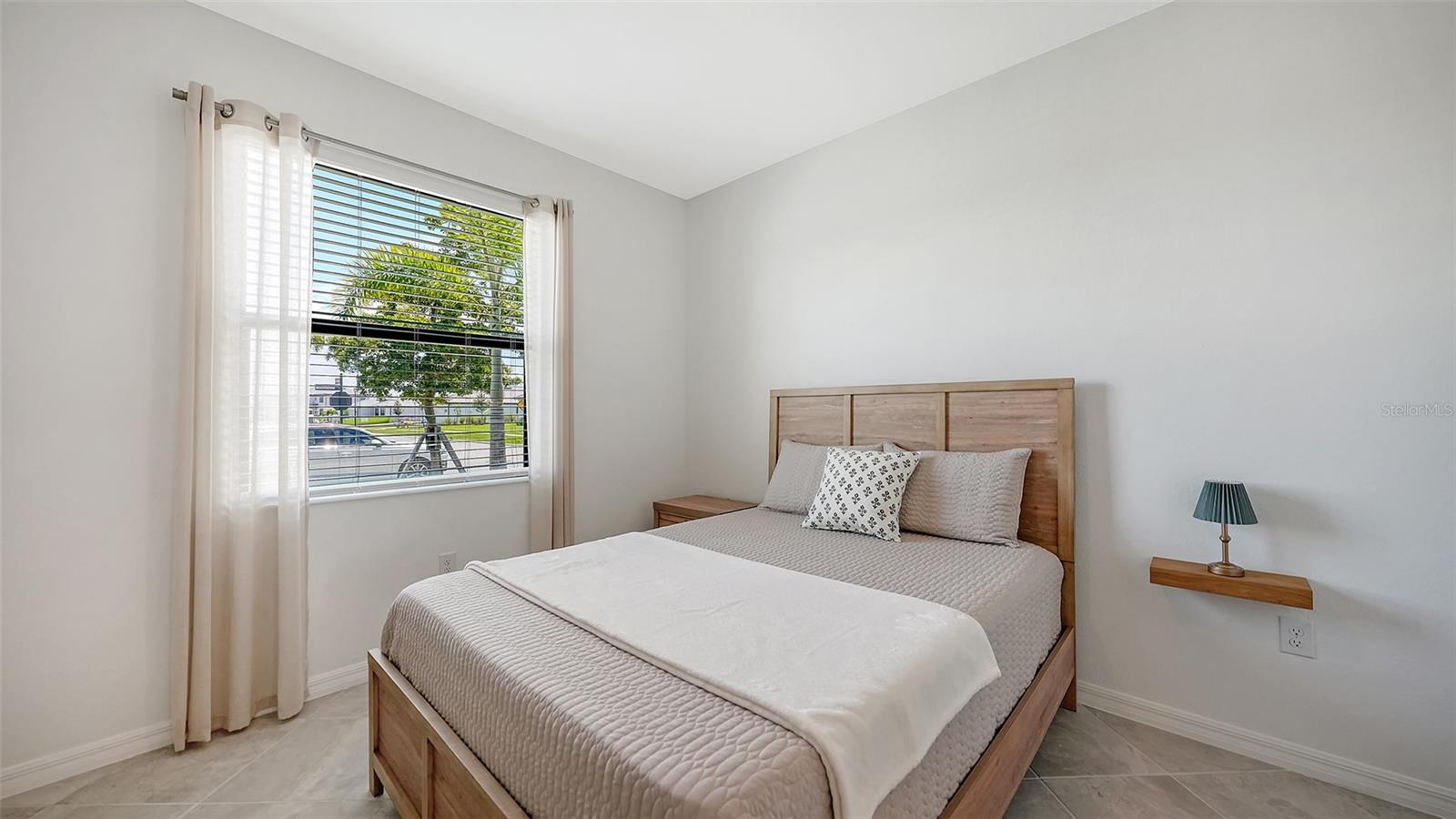 17233 MOONFLOWER DR, VENICE, FL, 34293