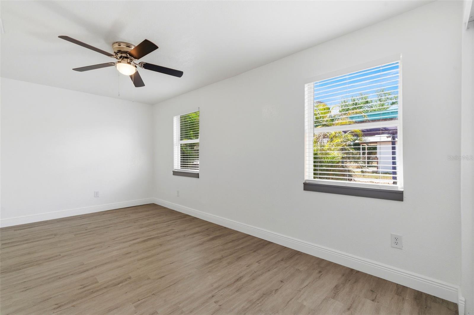 7211 32ND AVE N, ST PETERSBURG, FL, 33710