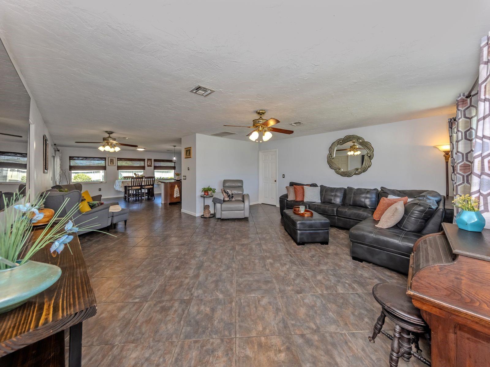 2972 ARGYLE RD, VENICE, FL, 34293