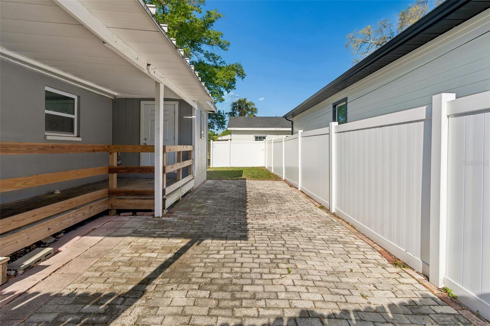 6710 N HARER ST, TAMPA, FL, 33604