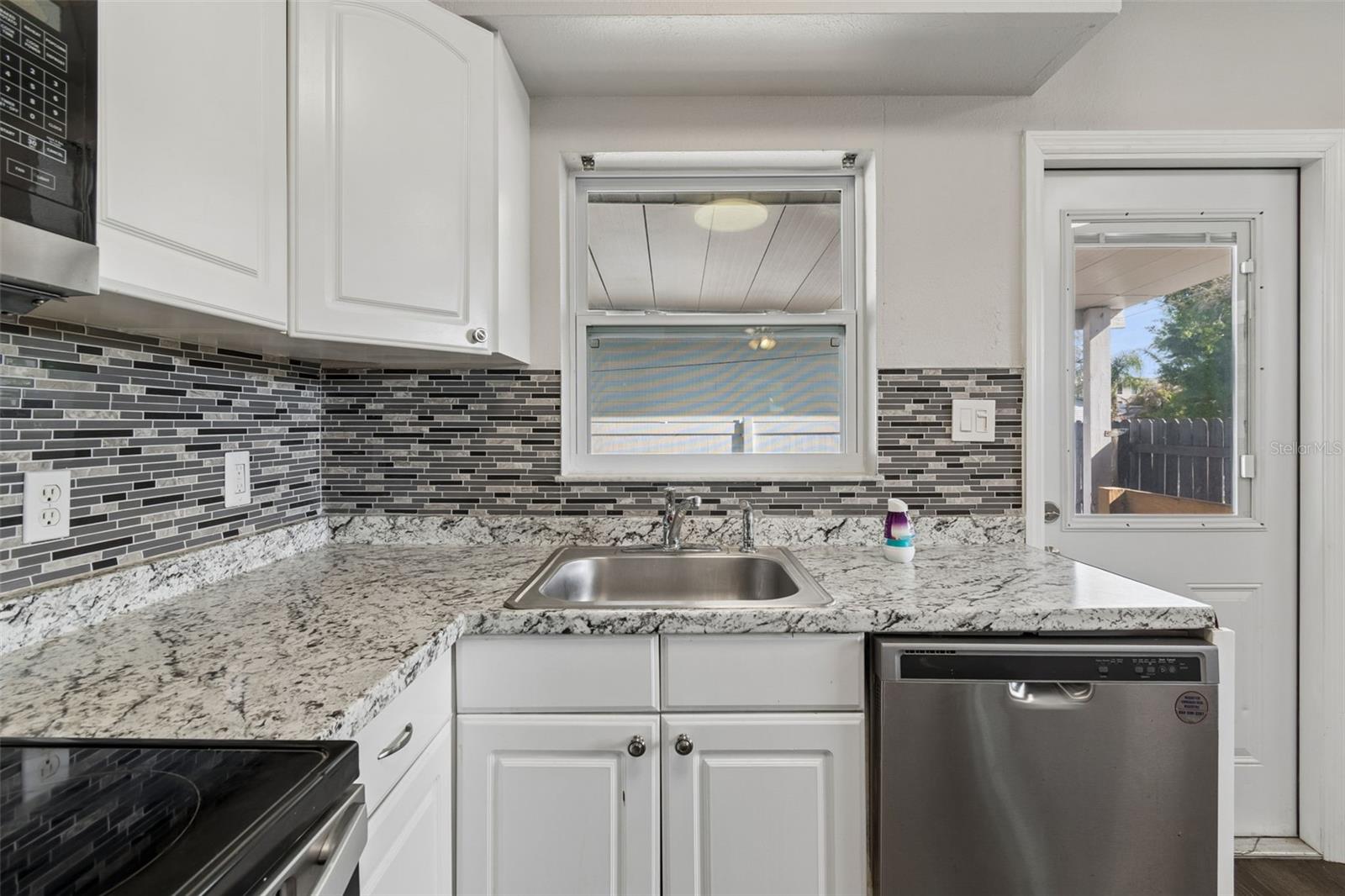 6710 N HARER ST, TAMPA, FL, 33604