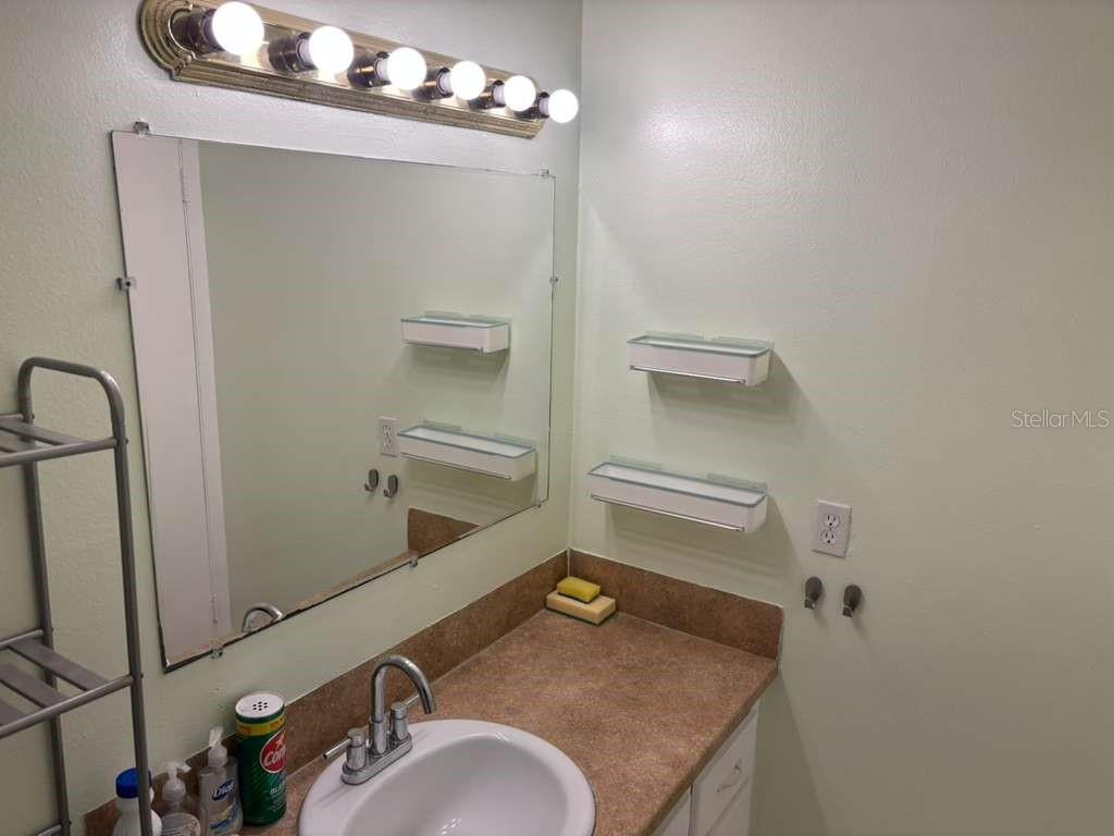 660 62ND AVE N #1204, ST PETERSBURG, FL, 33702