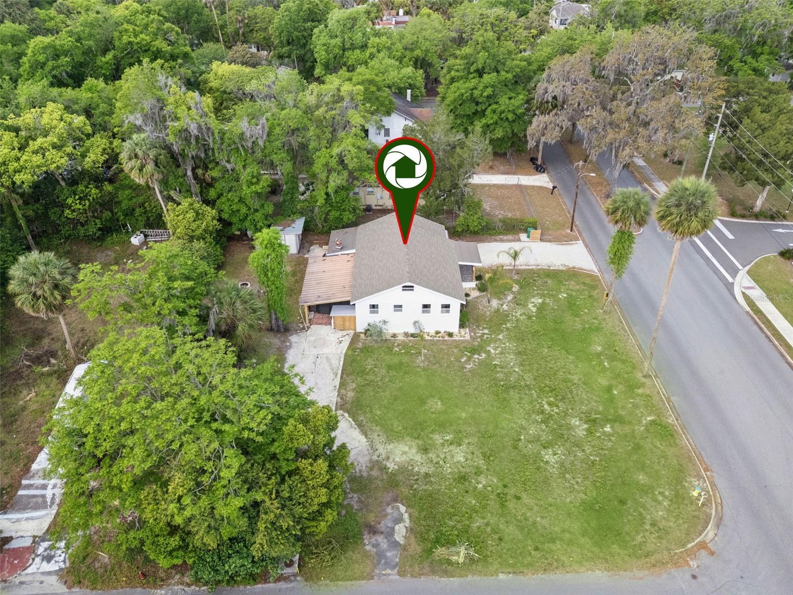 334 W HOWRY AVE, DELAND, FL, 32720