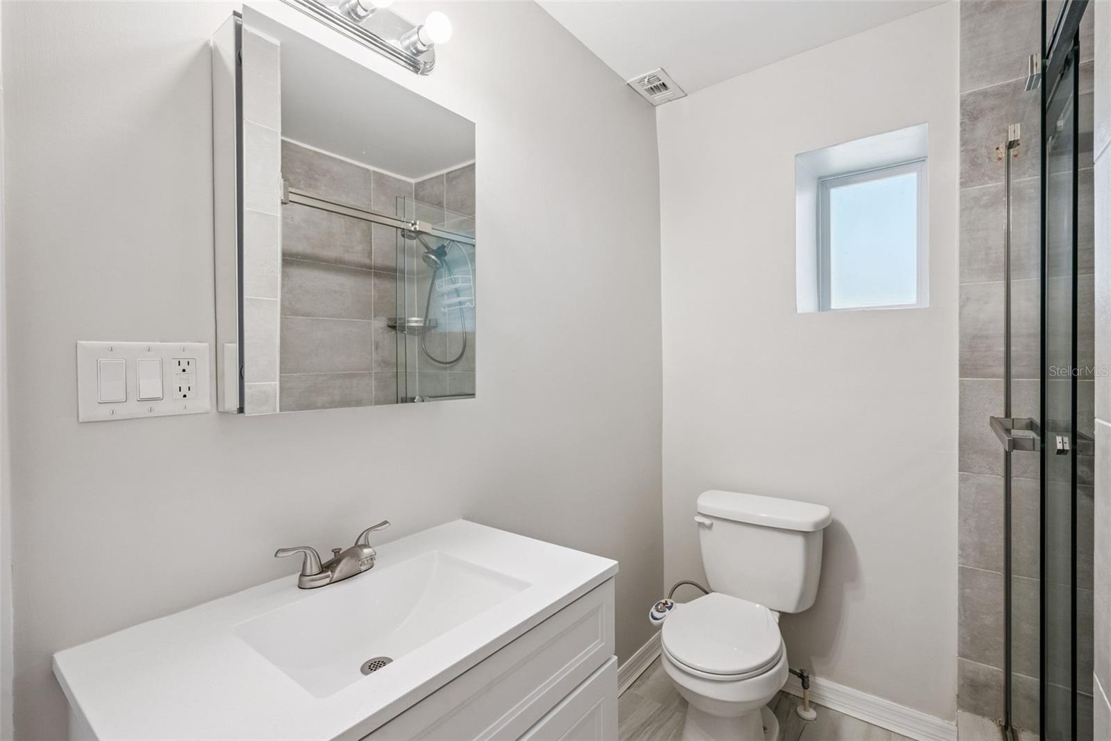 334 W HOWRY AVE, DELAND, FL, 32720