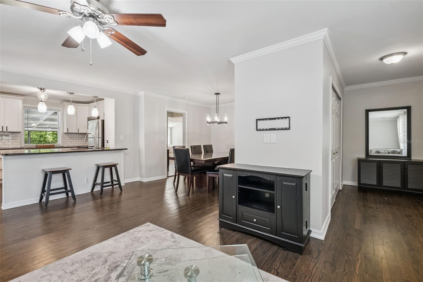 334 W HOWRY AVE, DELAND, FL, 32720