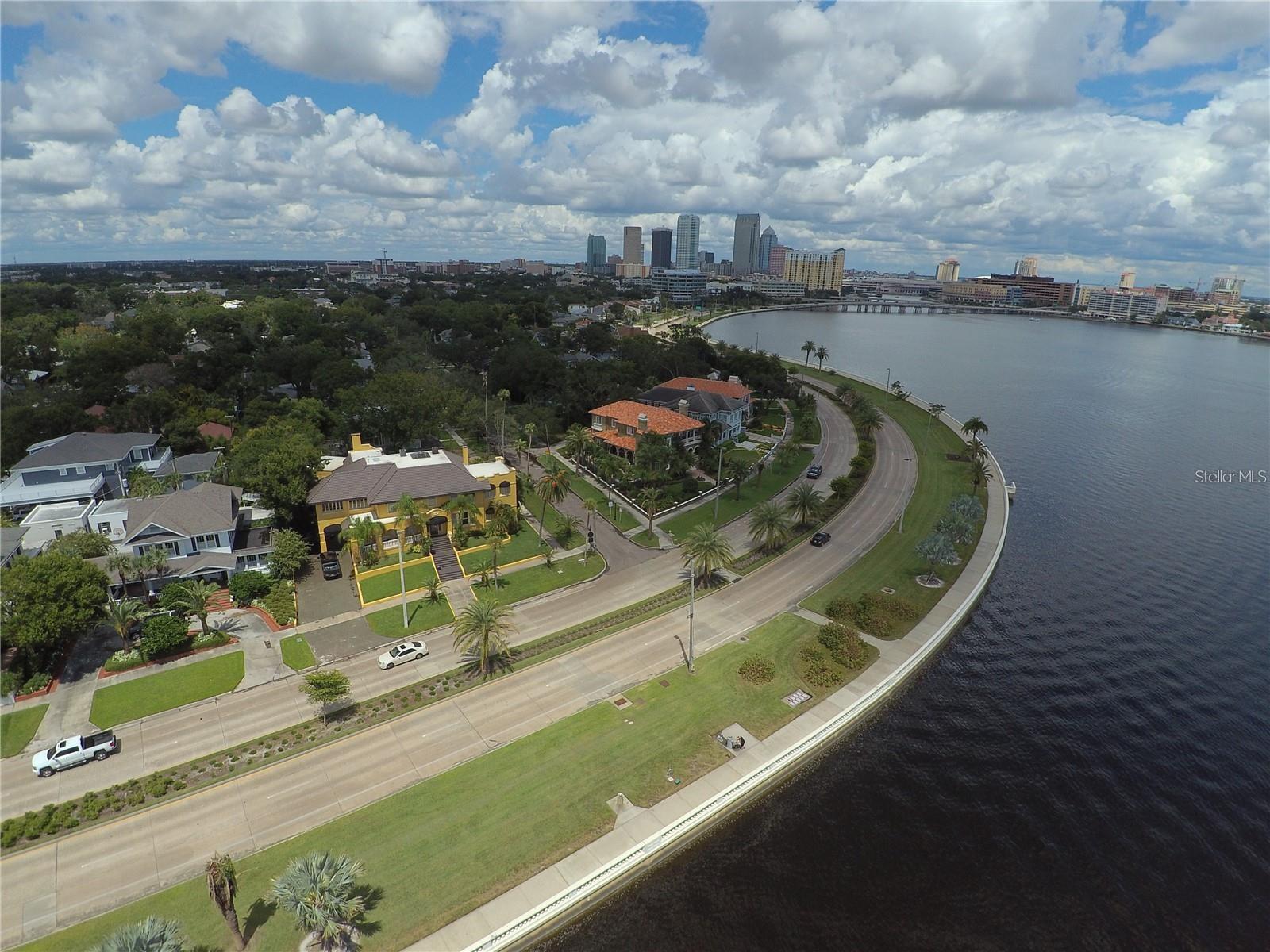 756 CORAL REEF DR, TAMPA, FL, 33602