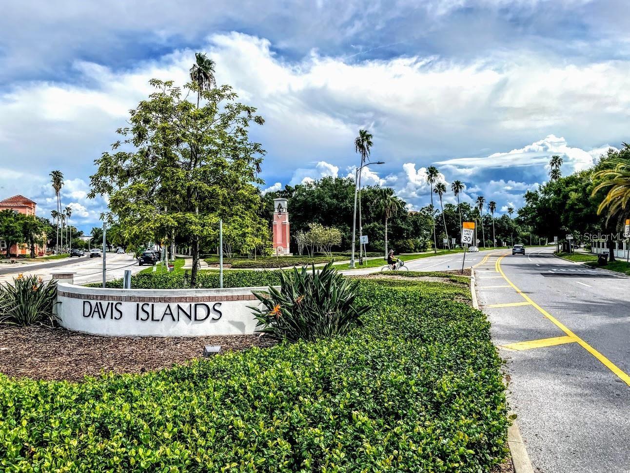 756 CORAL REEF DR, TAMPA, FL, 33602
