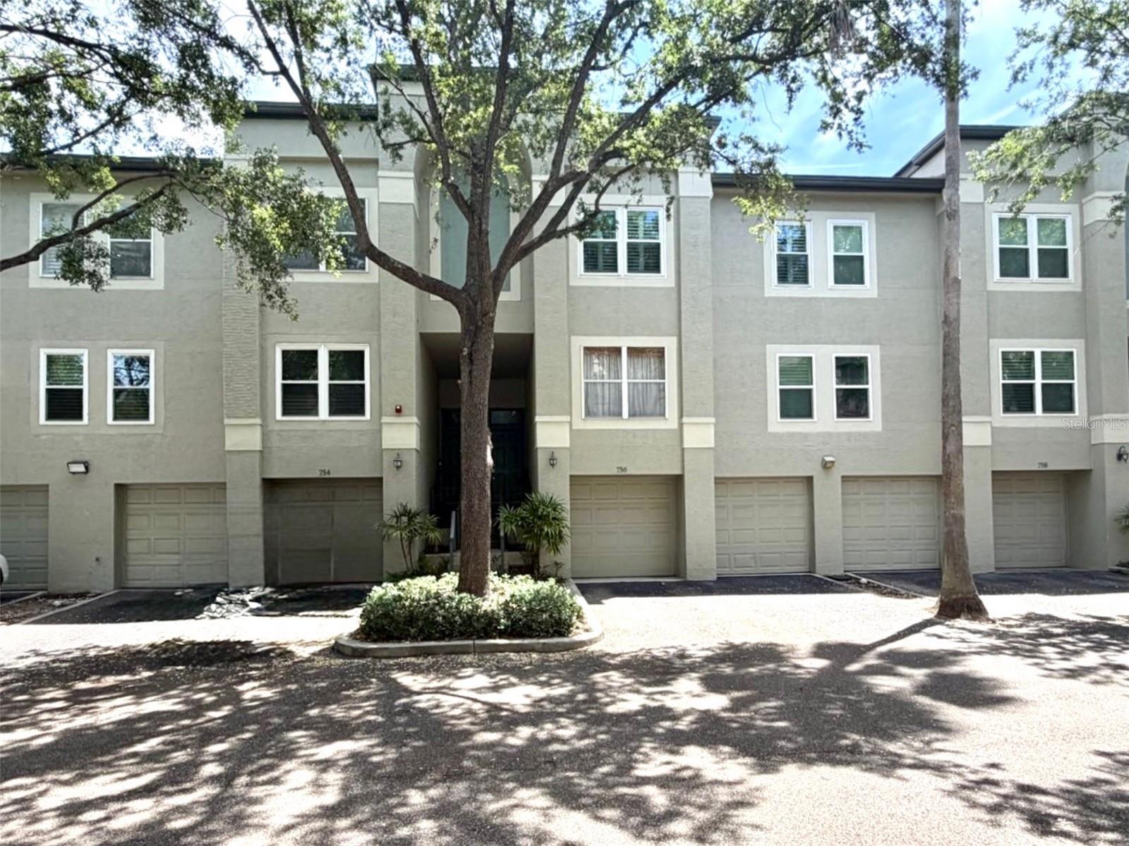 756 CORAL REEF DR, TAMPA, FL, 33602