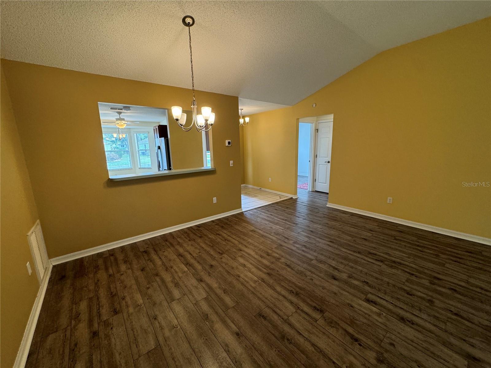 1105 SAN ANTONIO LN, LADY LAKE, FL, 32159