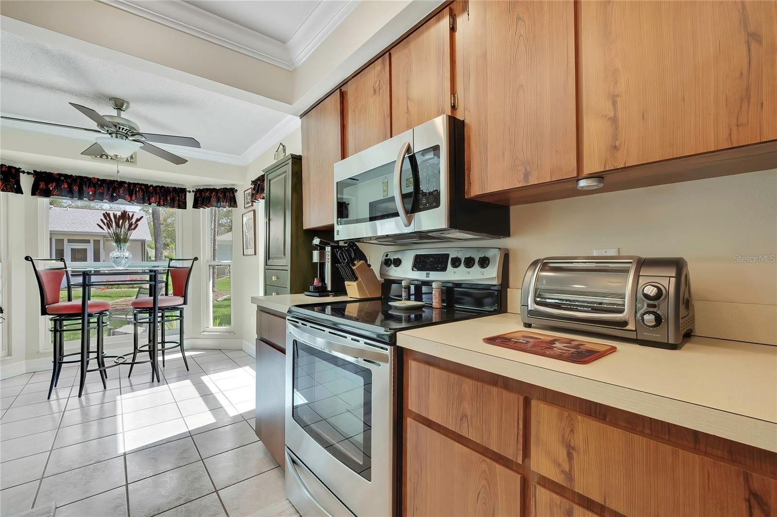 Kitchen with Breakfast Nook