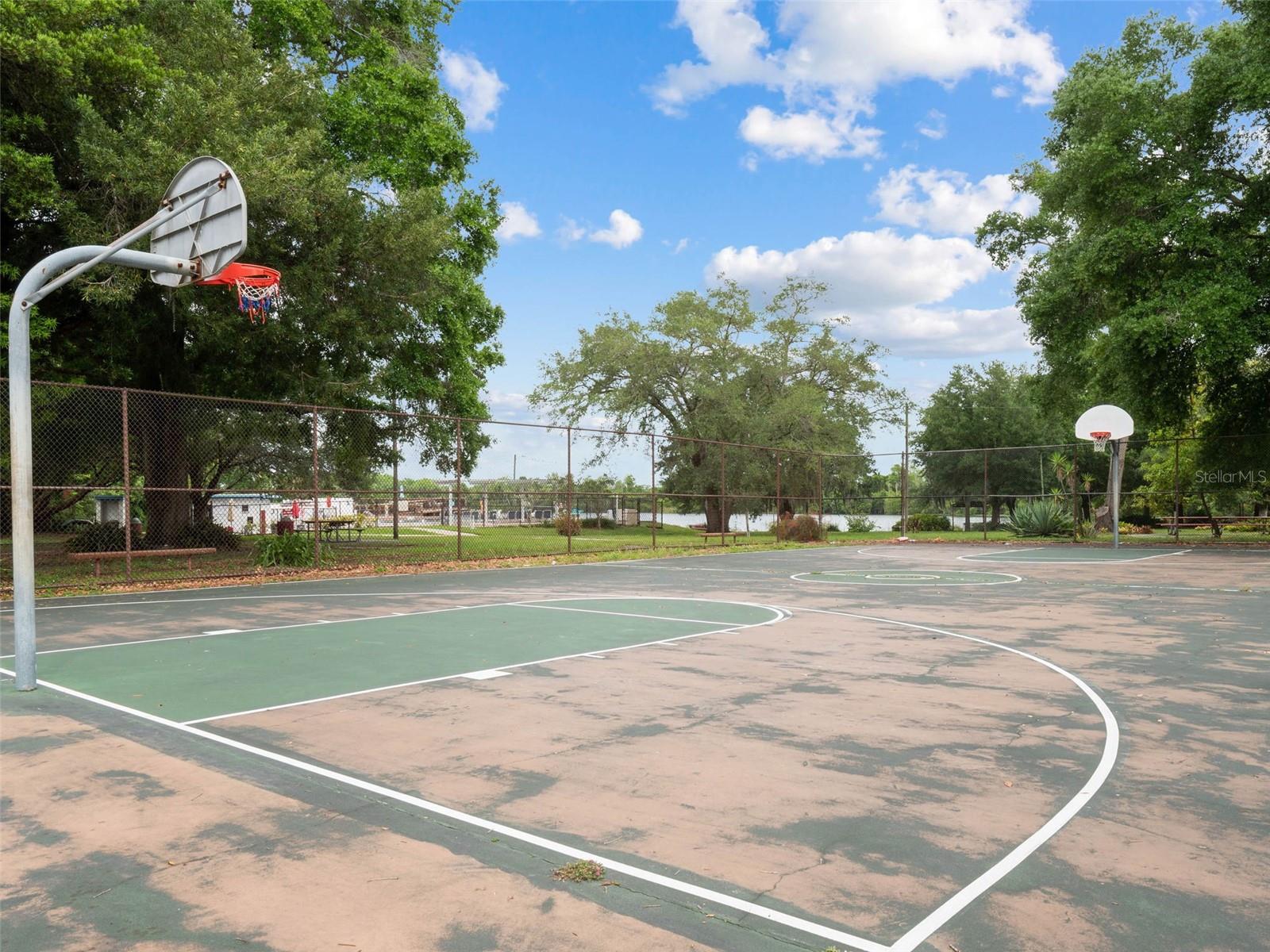 1624 BALTIMORE DR, ORLANDO, FL, 32810