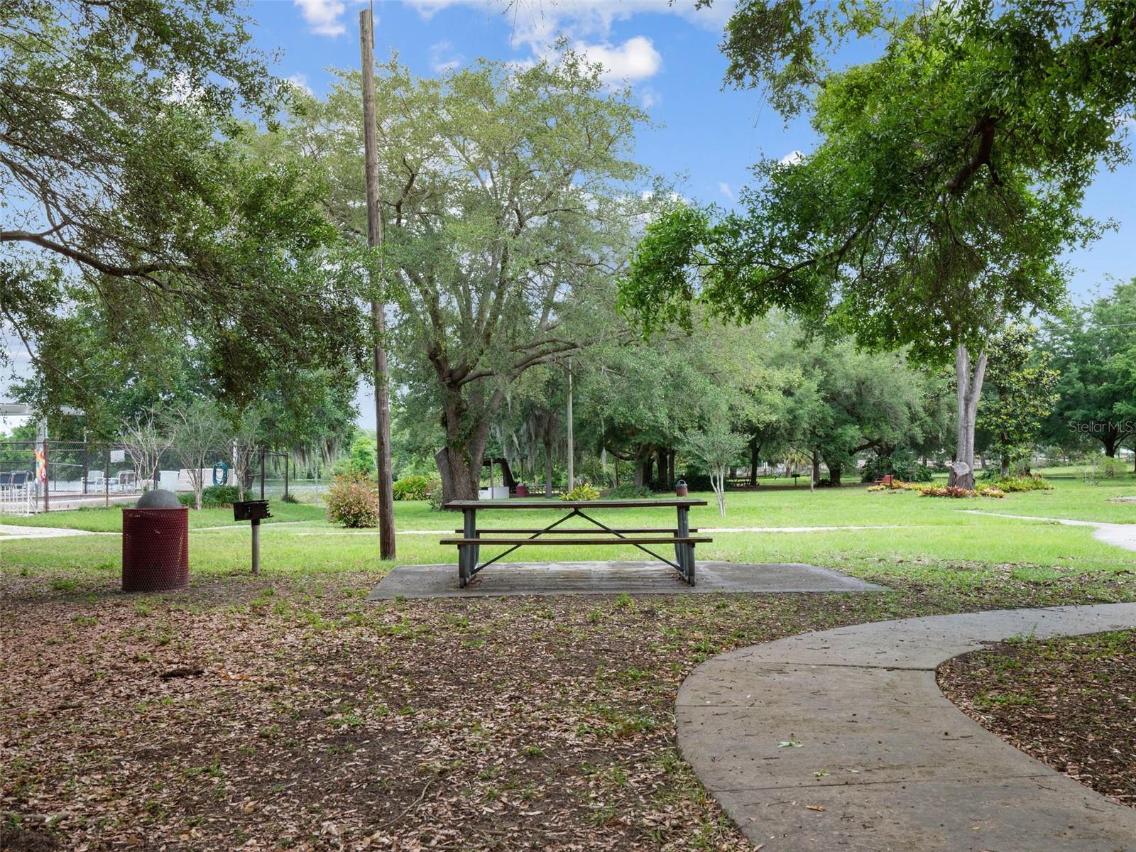 1624 BALTIMORE DR, ORLANDO, FL, 32810