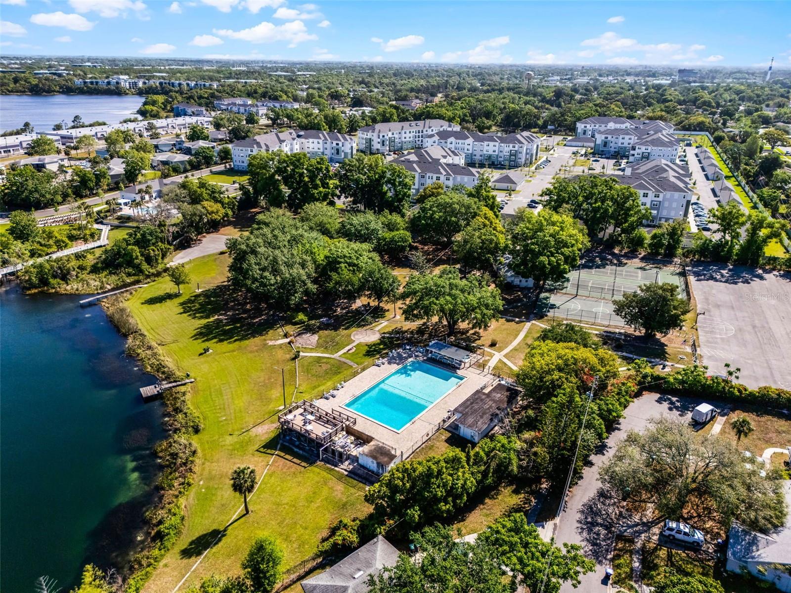 1624 BALTIMORE DR, ORLANDO, FL, 32810