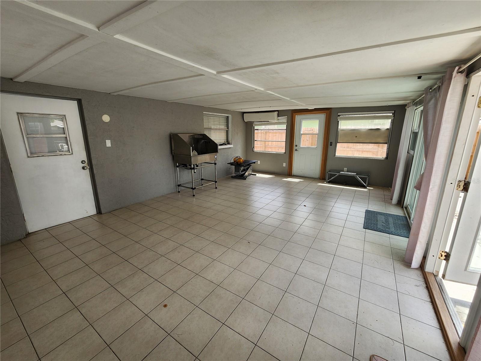 3050 8TH ST, SARASOTA, FL, 34237