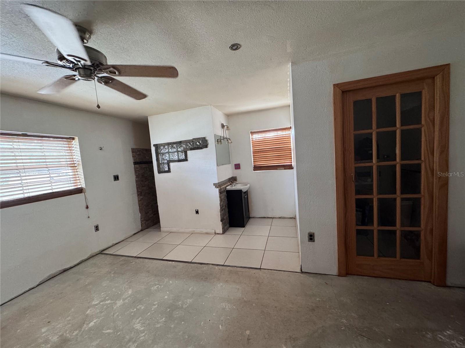3050 8TH ST, SARASOTA, FL, 34237