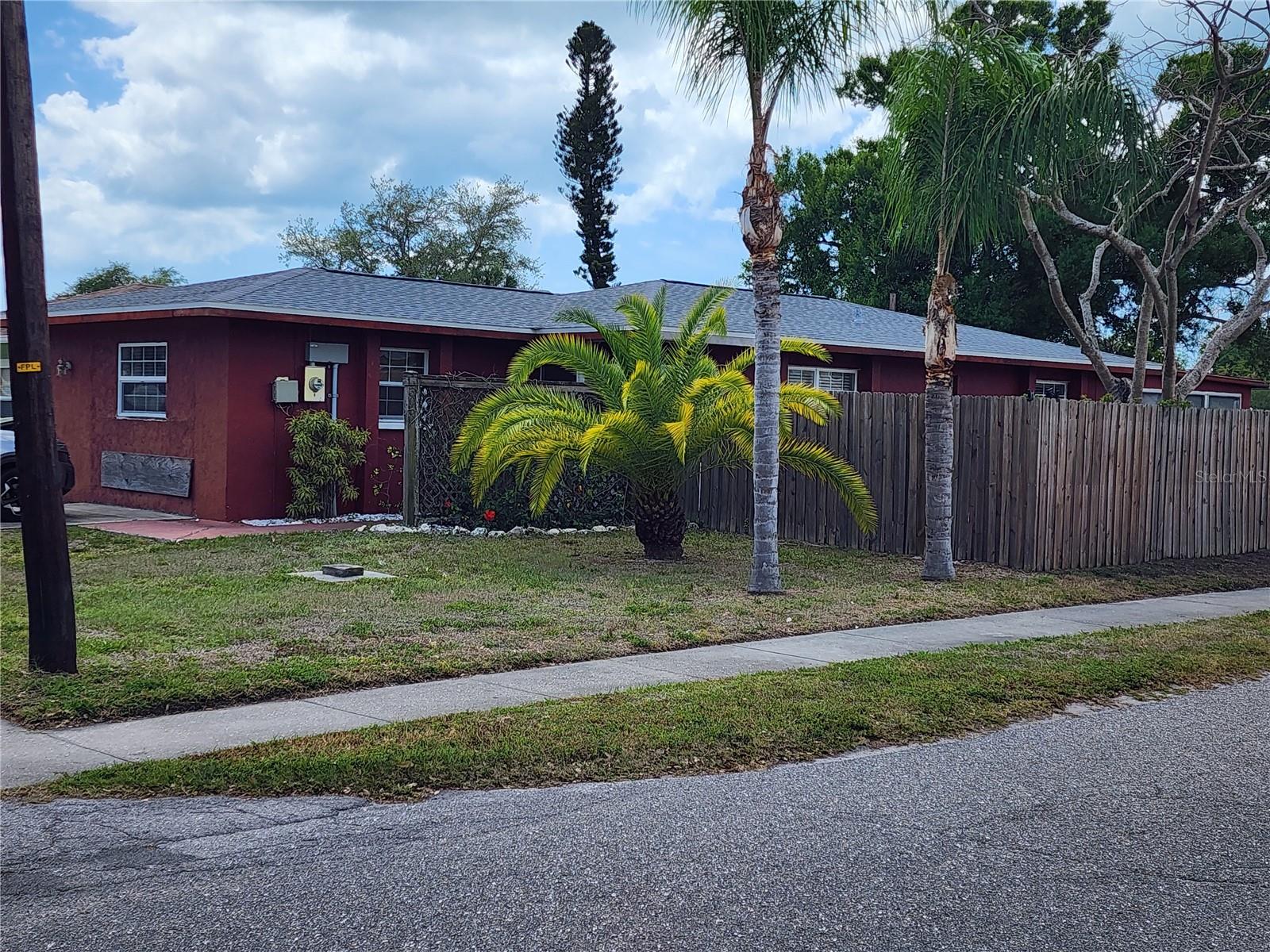 3050 8TH ST, SARASOTA, FL, 34237