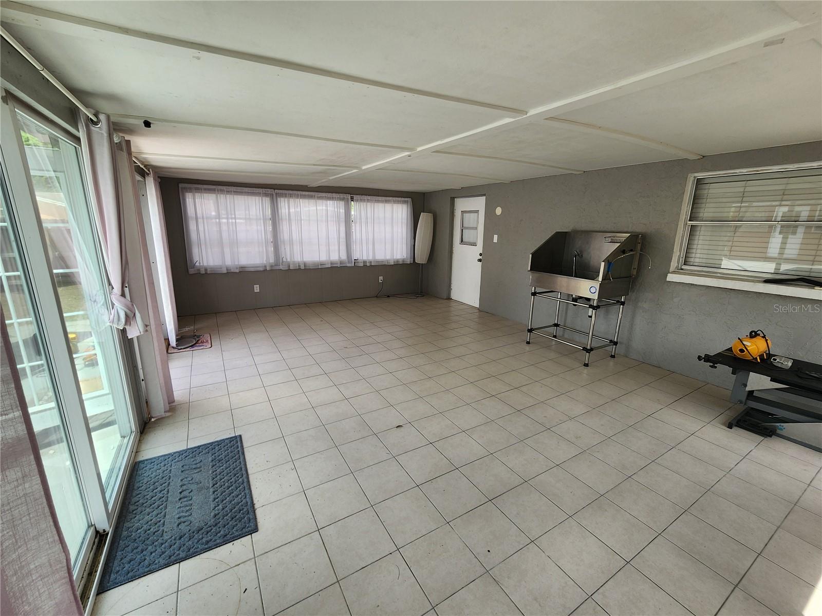 3050 8TH ST, SARASOTA, FL, 34237