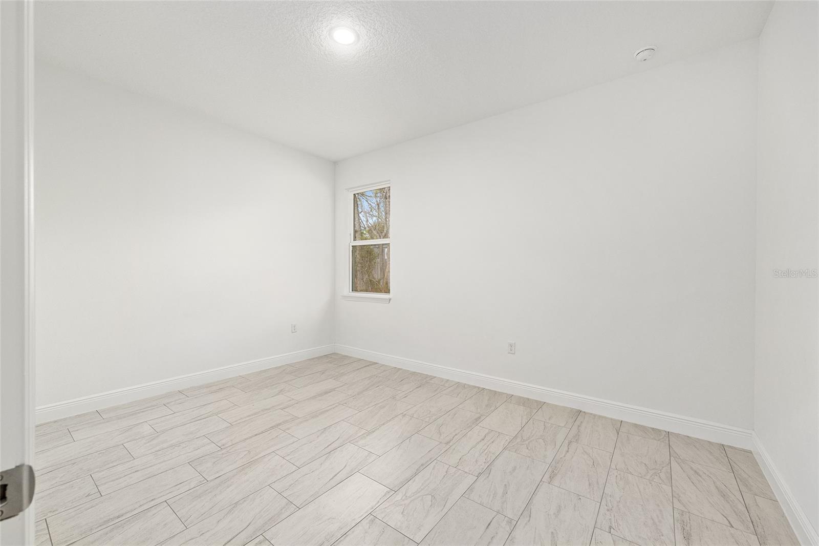 5736 N CLAREMONT DR, CITRUS SPRINGS, FL, 34434