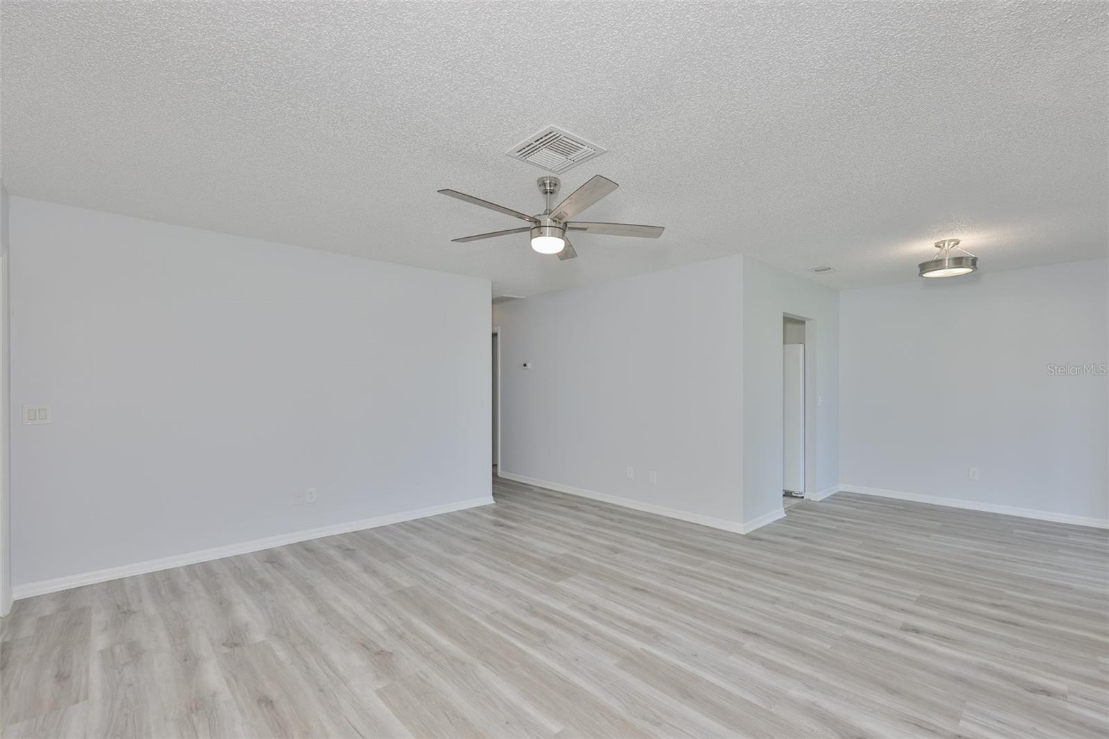 431 GLOUCESTER BLVD #87, SUN CITY CENTER, FL, 33573