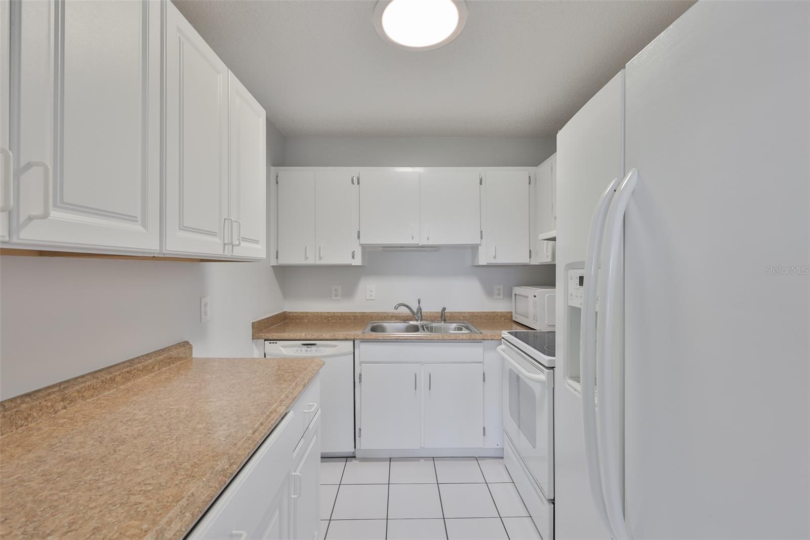 431 GLOUCESTER BLVD #87, SUN CITY CENTER, FL, 33573