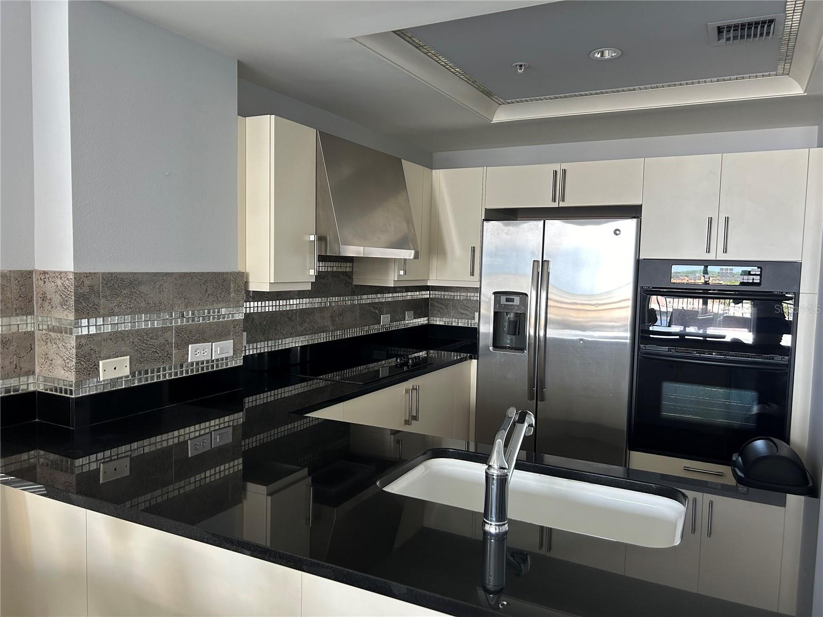 1350 MAIN ST #709, SARASOTA, FL, 34236
