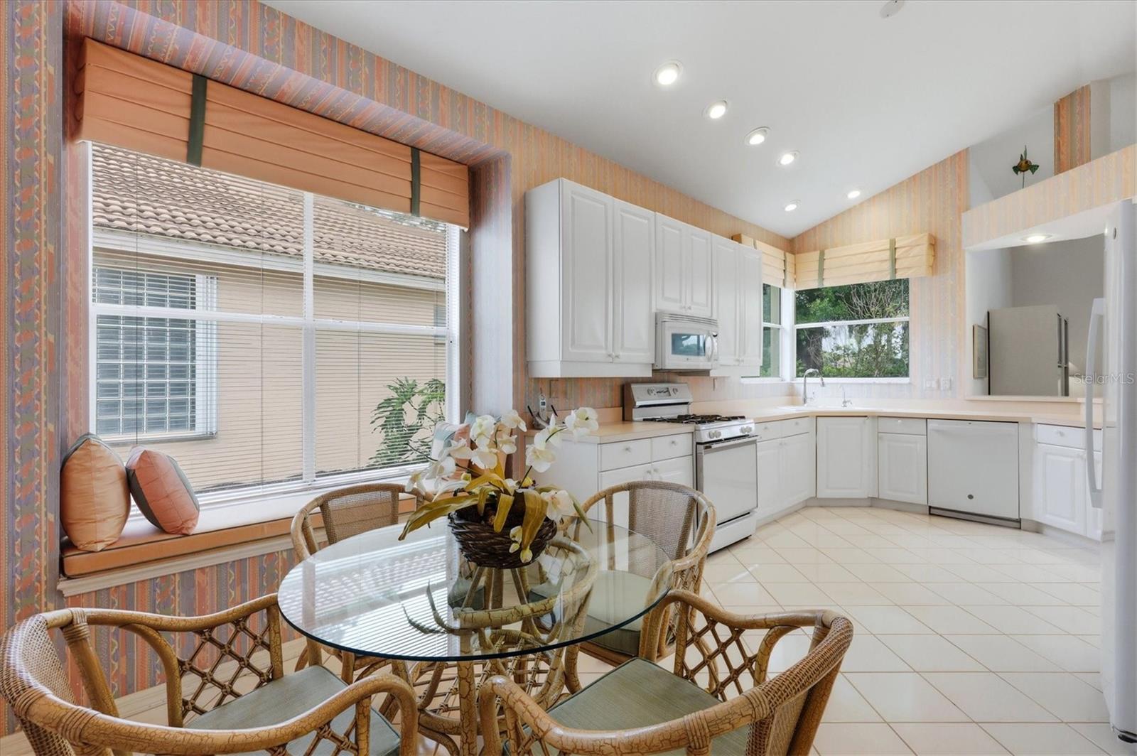 6505 BERKSHIRE PL, UNIVERSITY PARK, FL, 34201