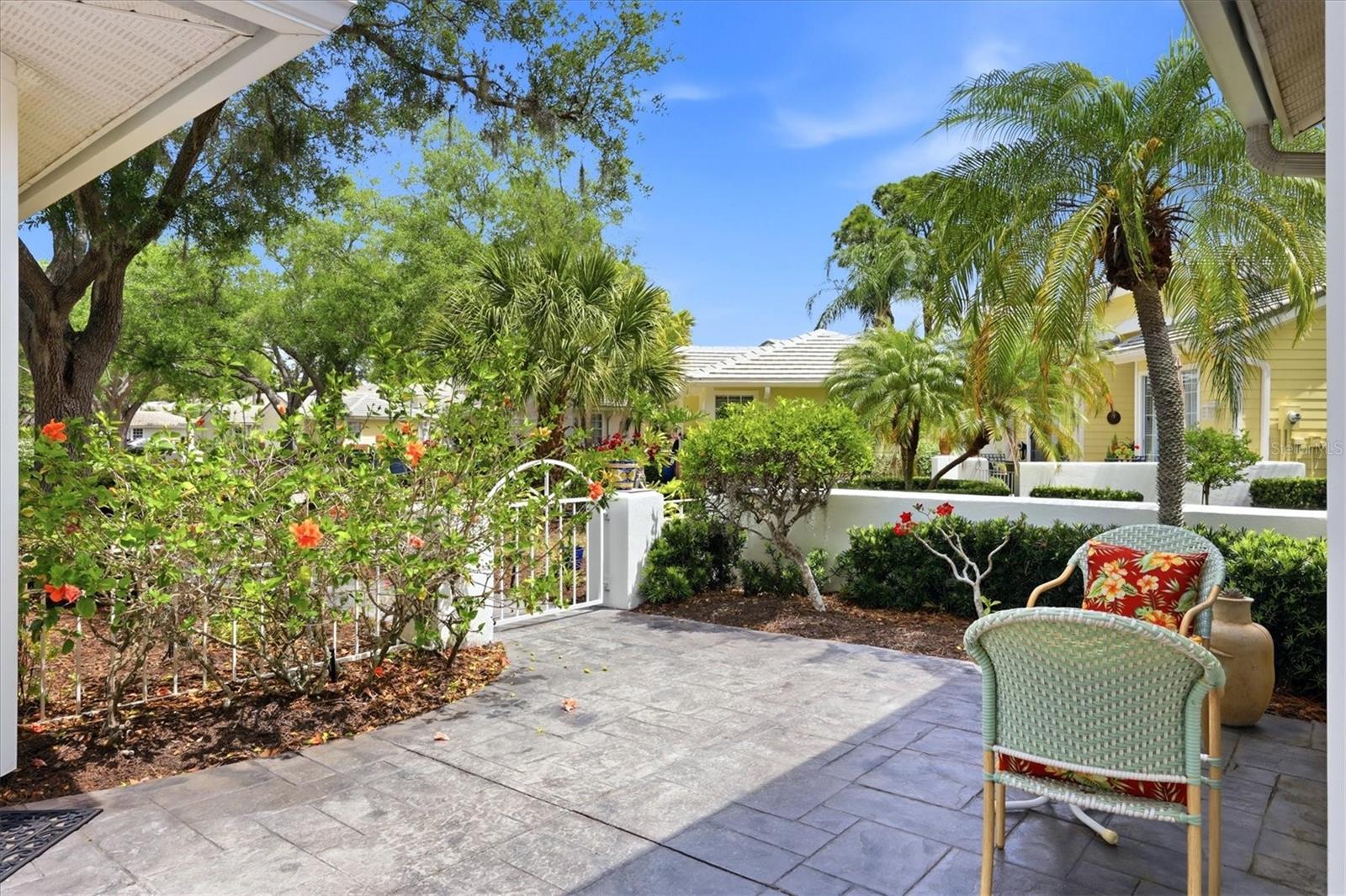 7731 WHITEBRIDGE GLN, UNIVERSITY PARK, FL, 34201