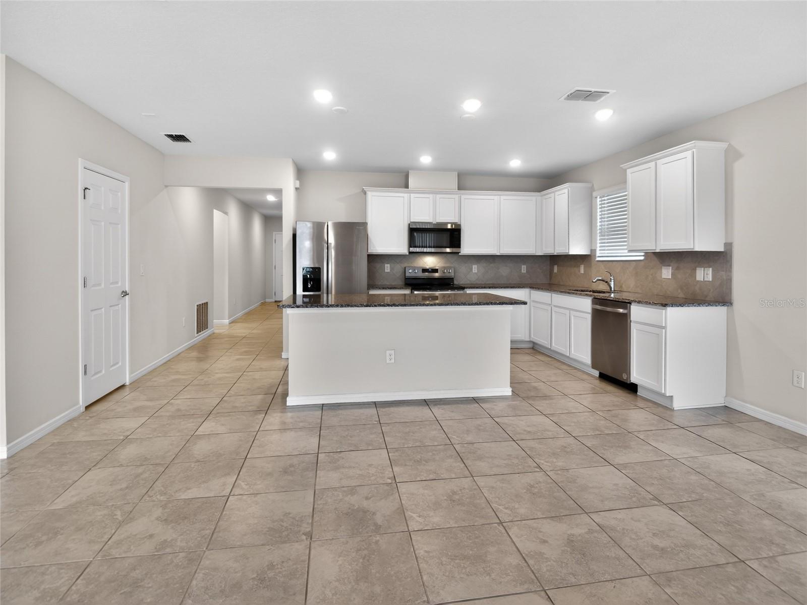 1612 ASPEN AVE, DAVENPORT, FL, 33837