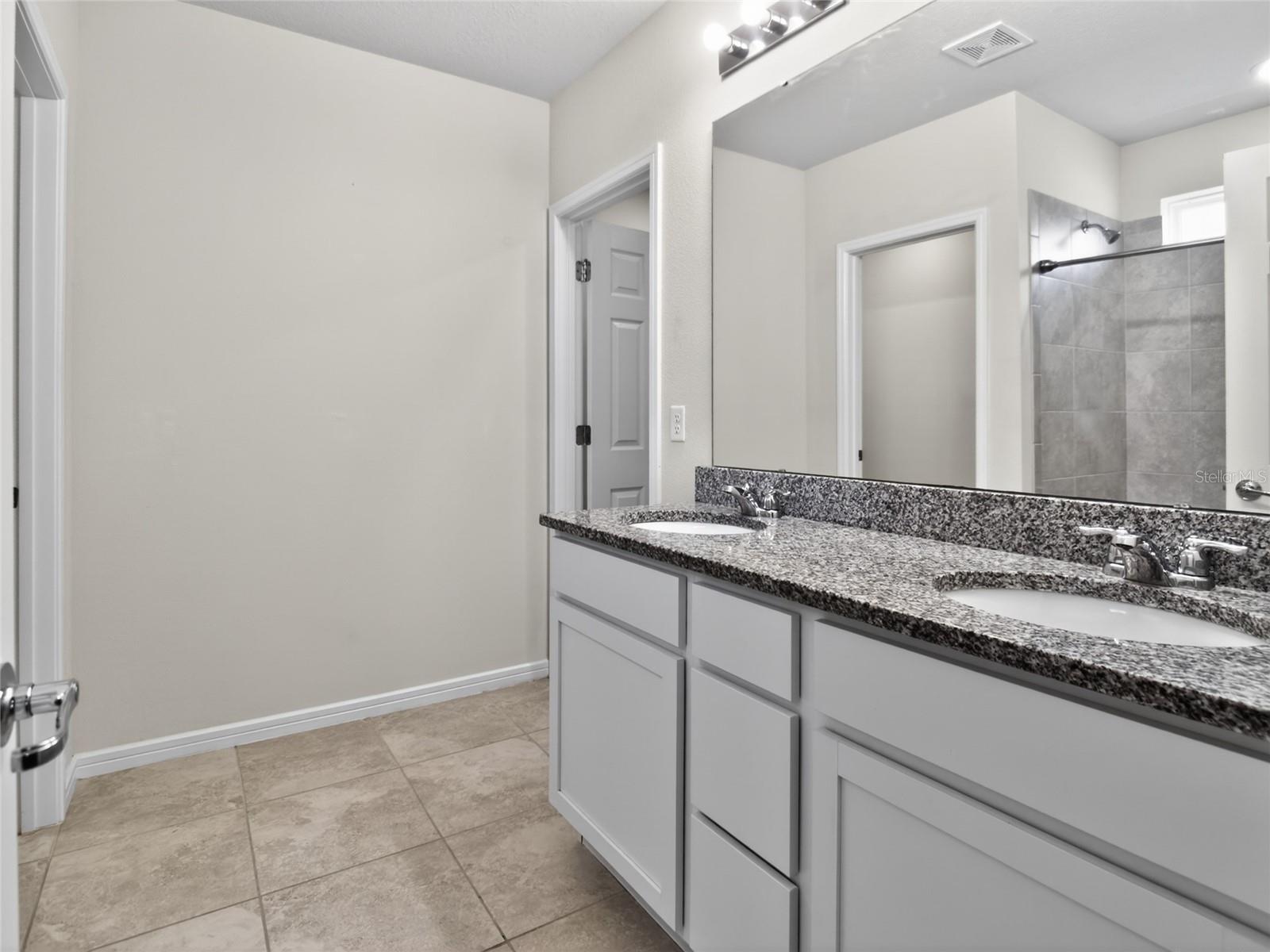 1612 ASPEN AVE, DAVENPORT, FL, 33837