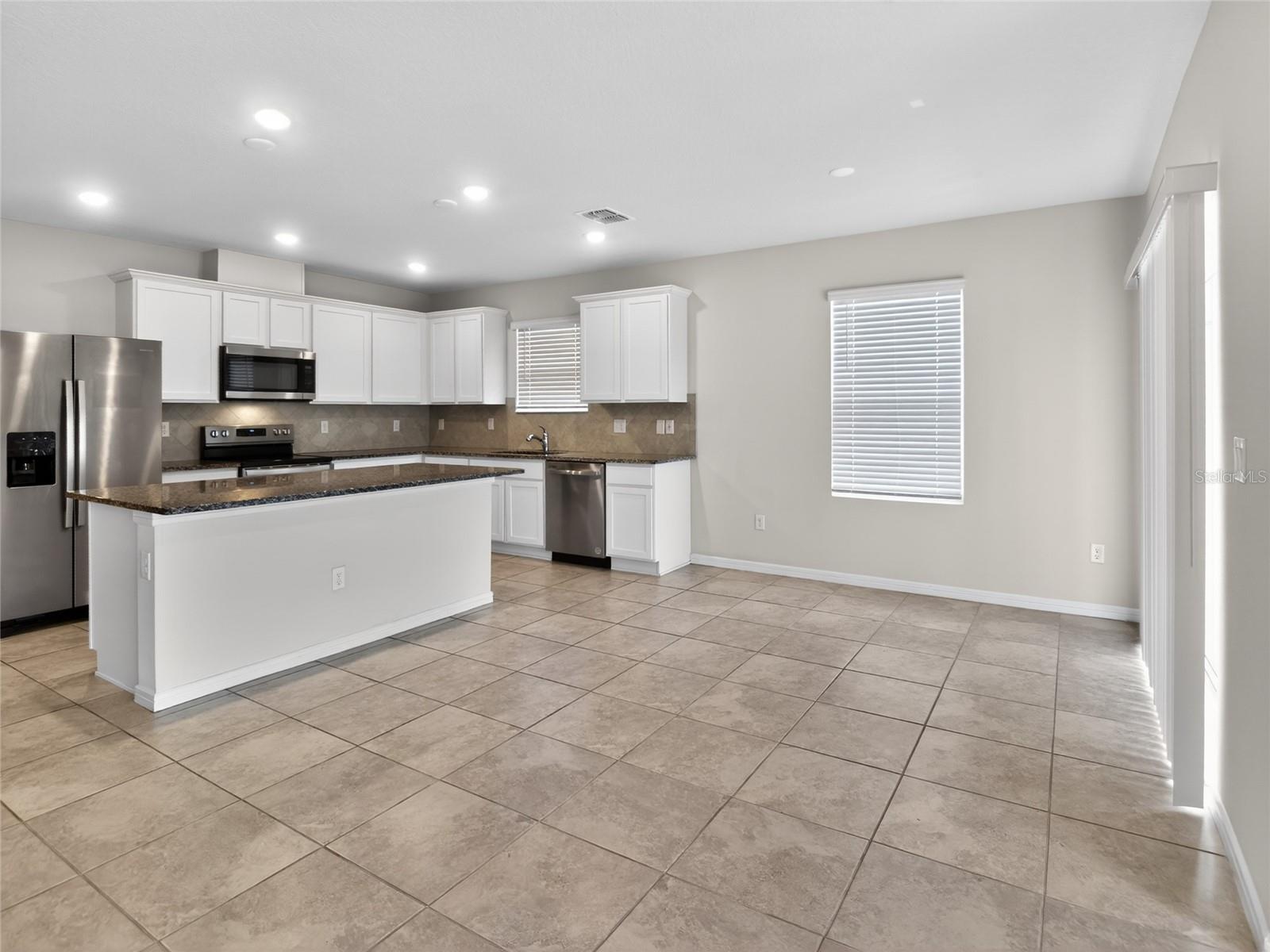 1612 ASPEN AVE, DAVENPORT, FL, 33837