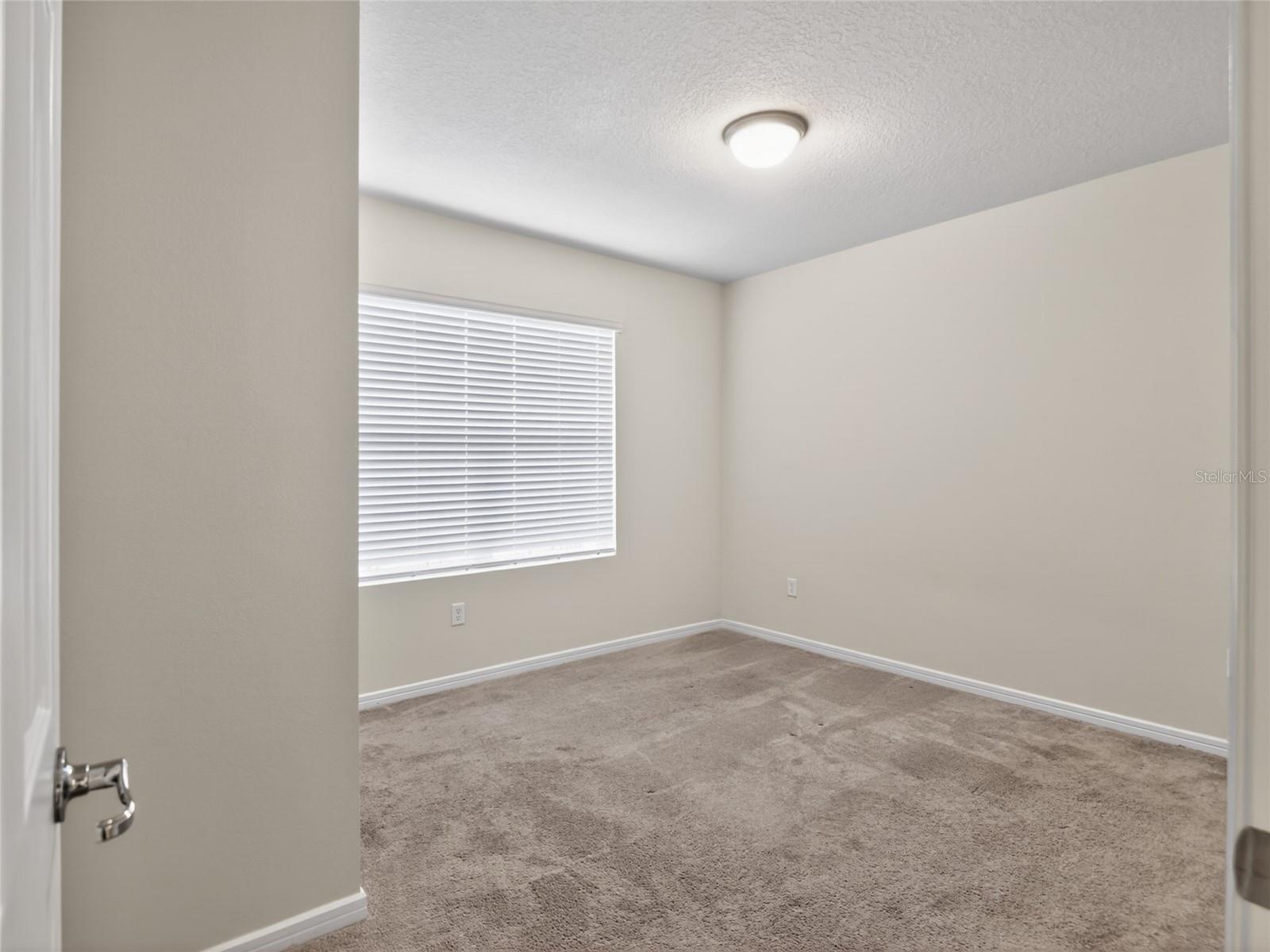 1612 ASPEN AVE, DAVENPORT, FL, 33837