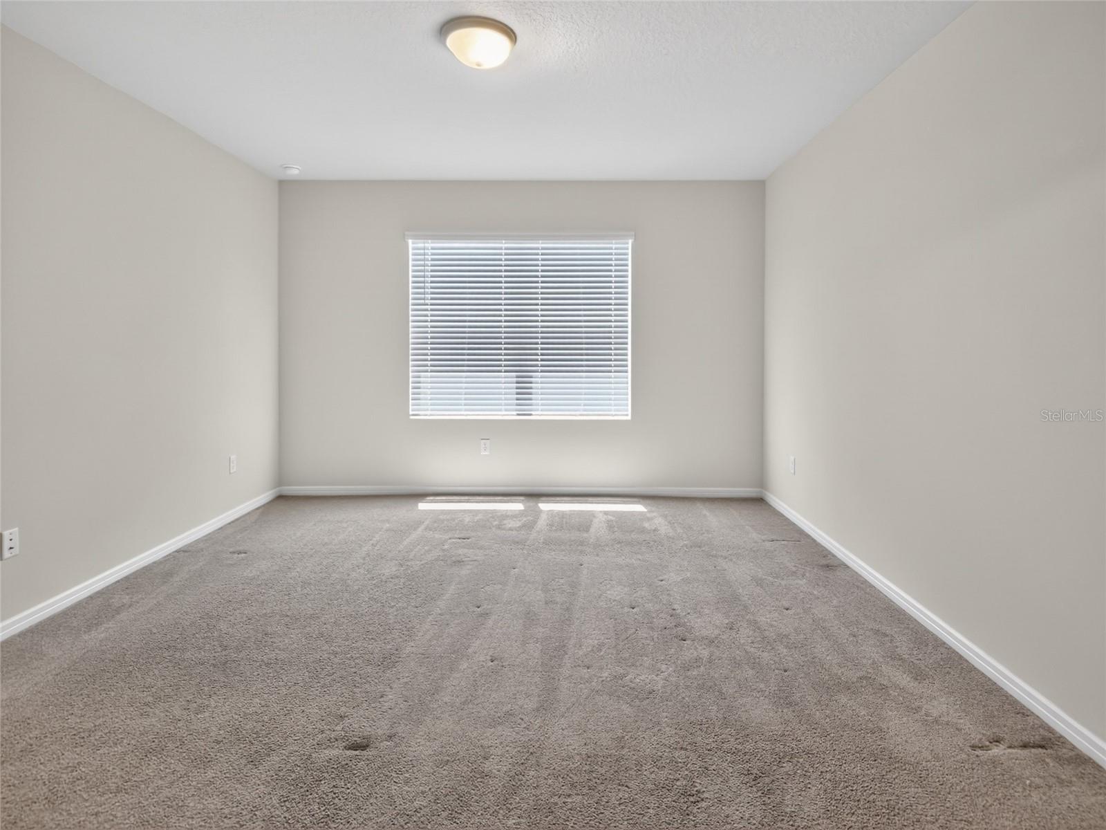 1612 ASPEN AVE, DAVENPORT, FL, 33837