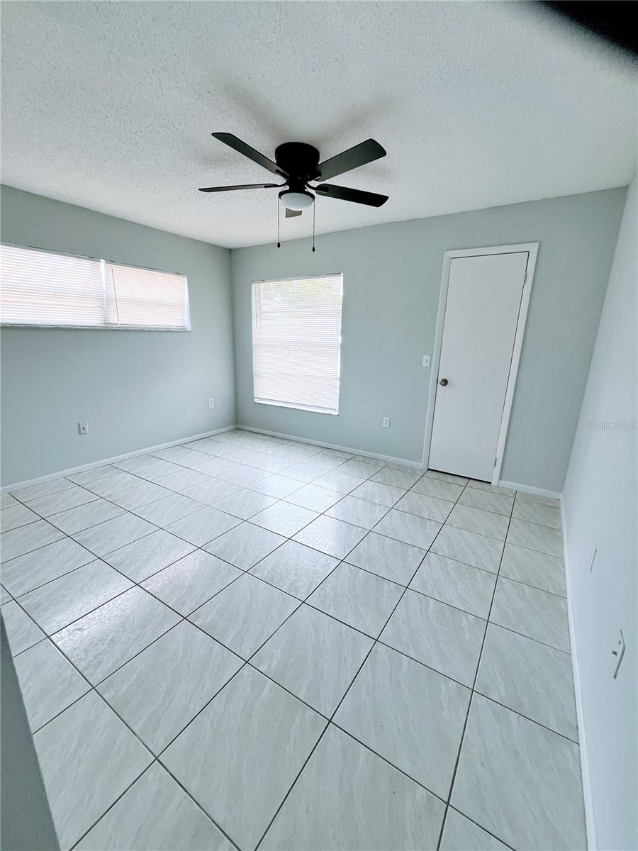 943 OROPESA AVE, ORLANDO, FL, 32807