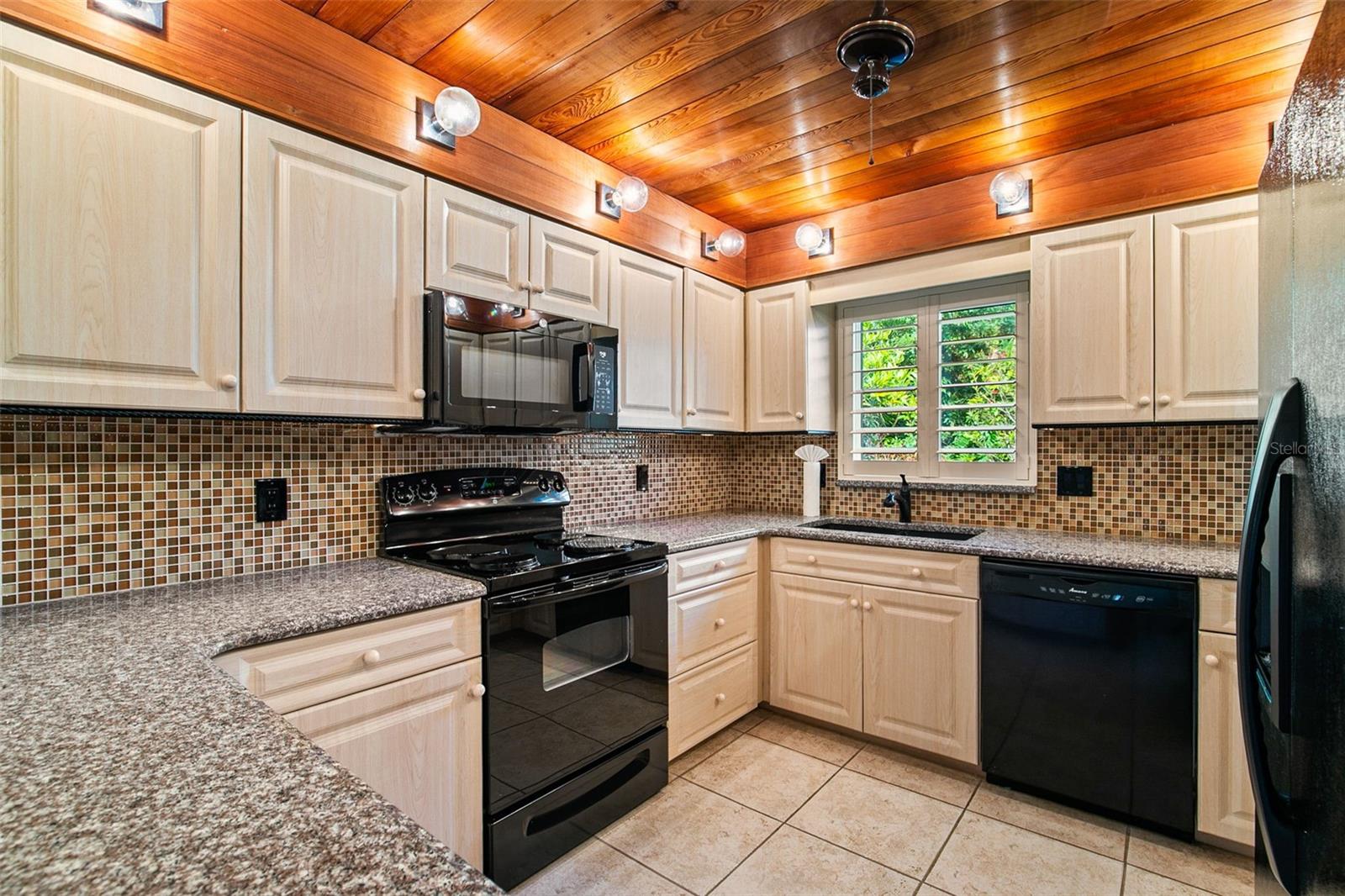 5102 ESTATES CIR, SARASOTA, FL, 34243