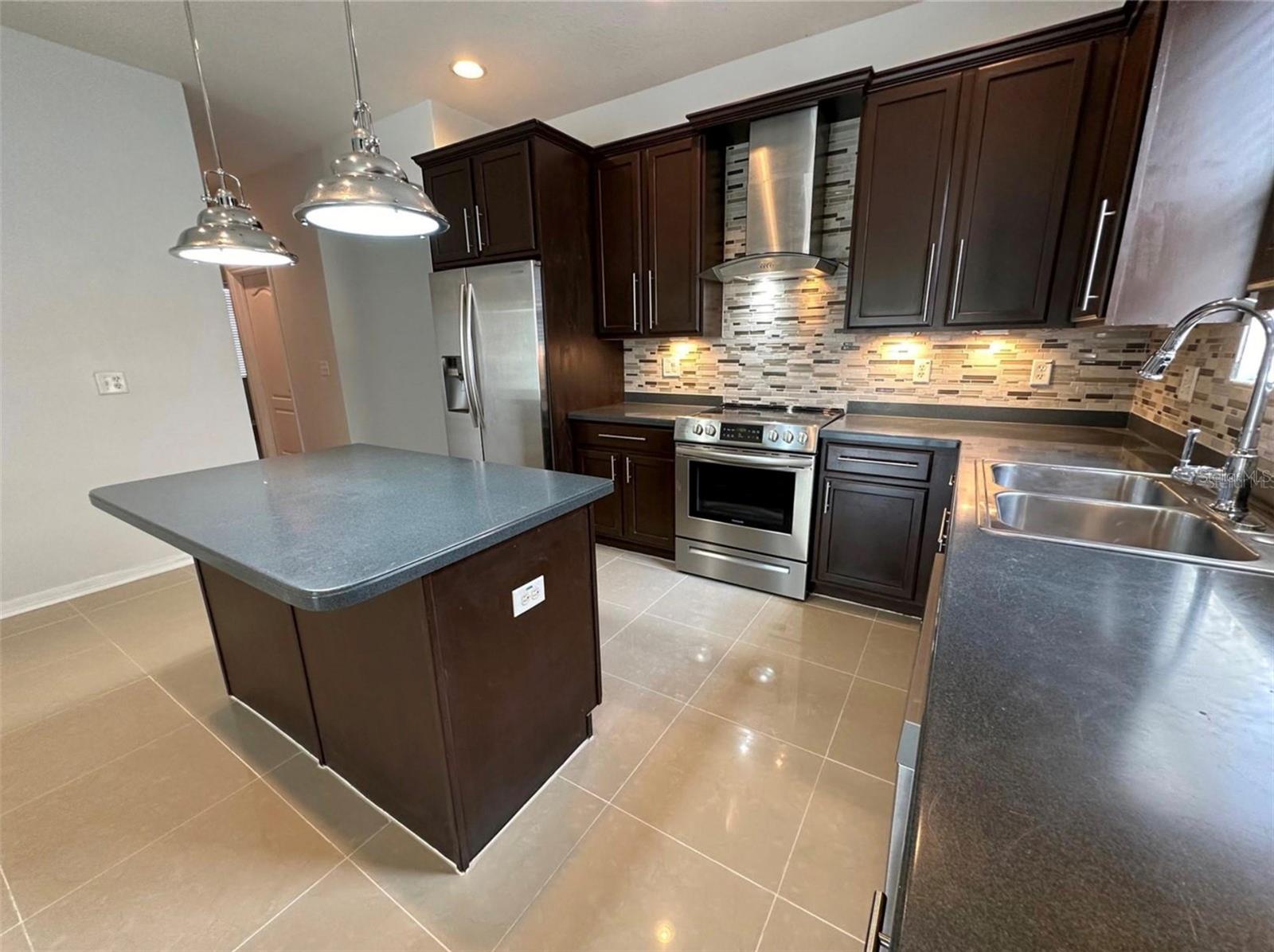 13648 OLD FLORIDA CIR, HUDSON, FL, 34669