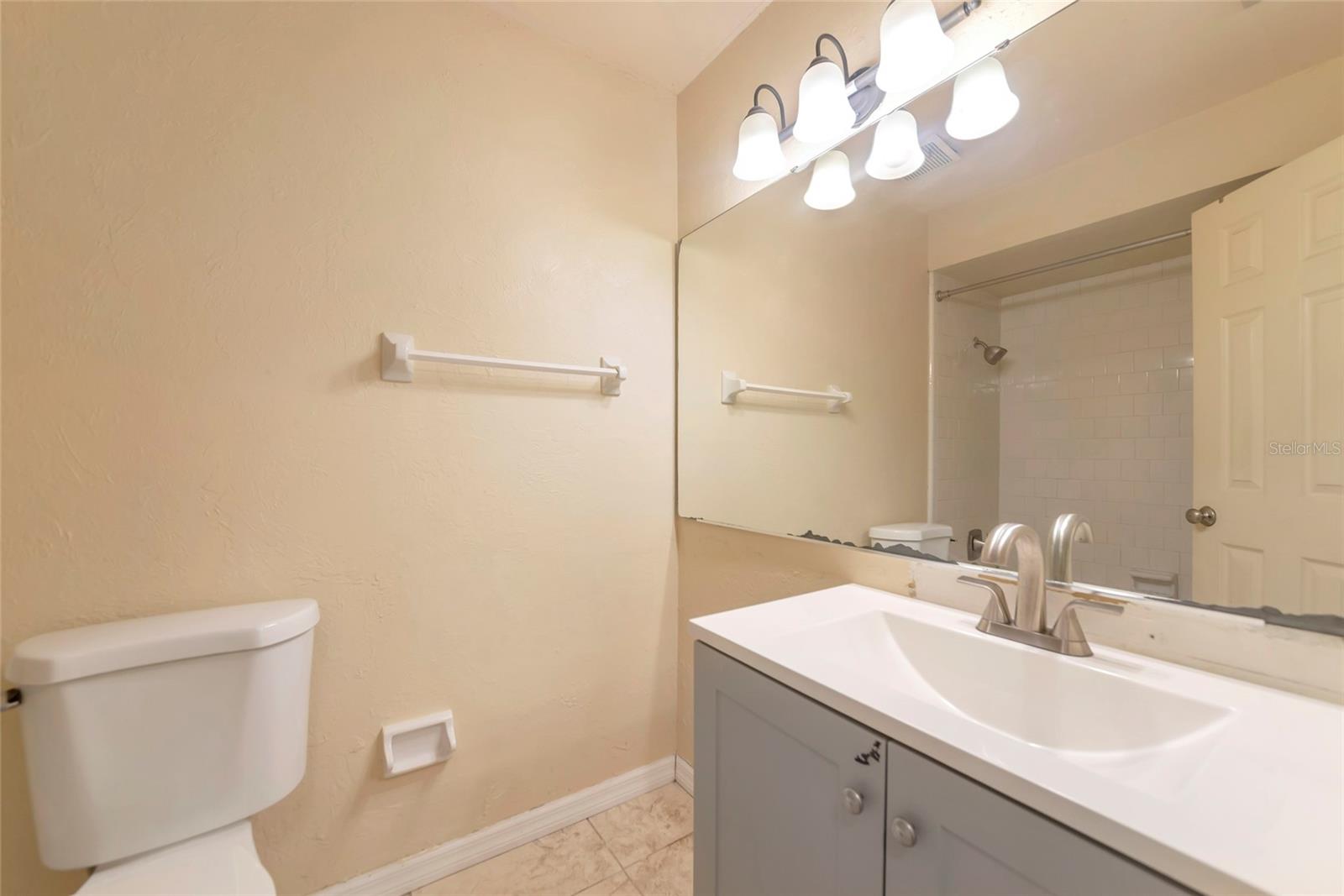 2529 GOLDEN POINCIANA PL, SARASOTA, FL, 34232