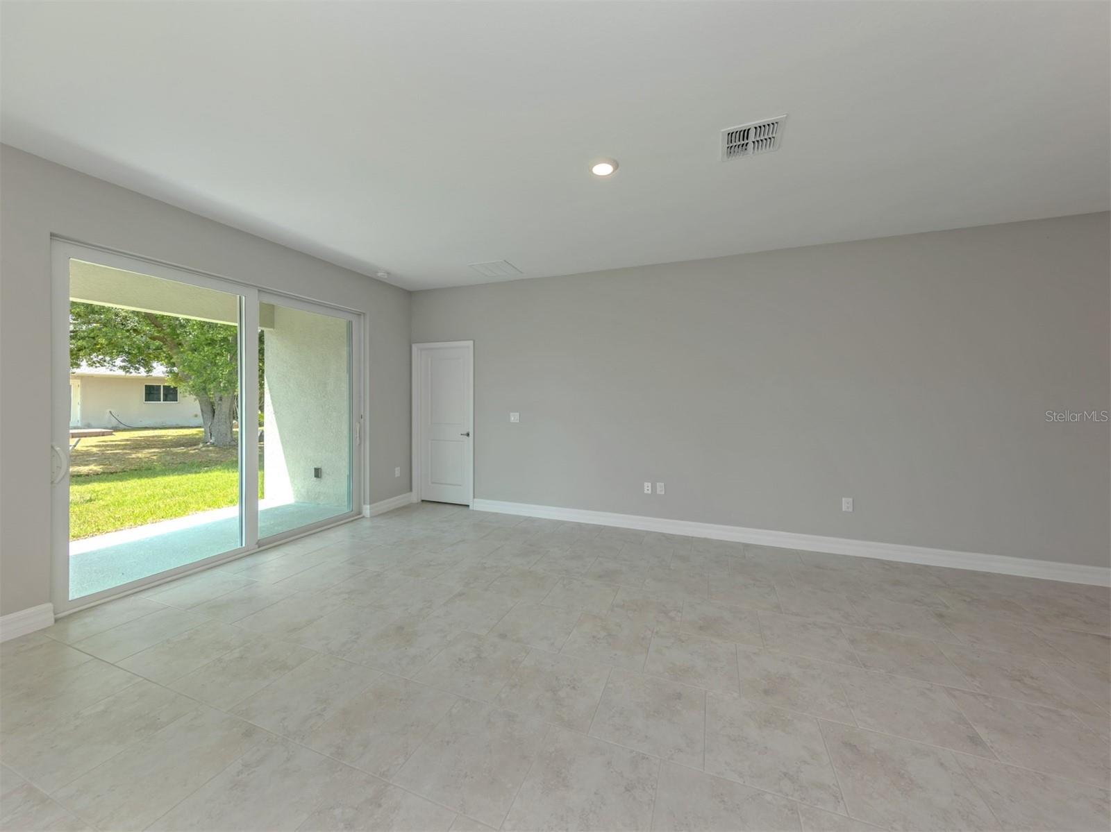 1047 COMFORT LN, NORTH PORT, FL, 34288