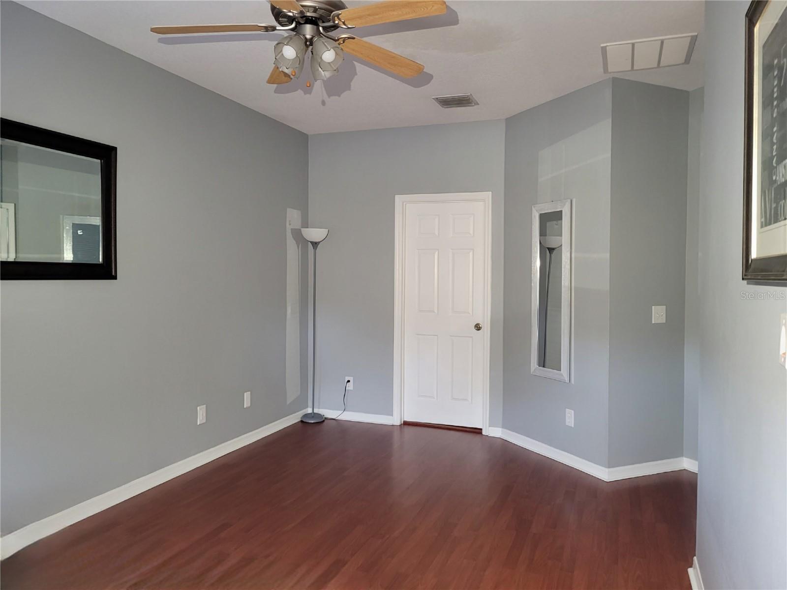 1018 TULLAMORE DR, WESLEY CHAPEL, FL, 33543