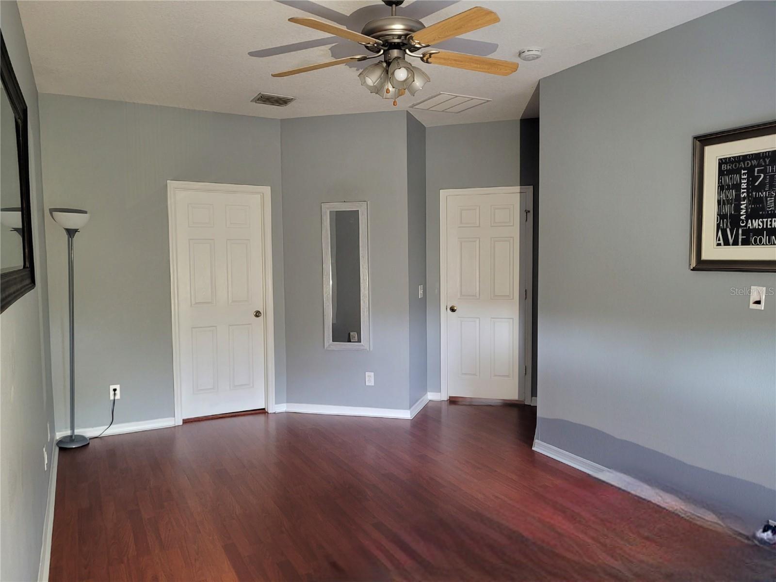 1018 TULLAMORE DR, WESLEY CHAPEL, FL, 33543