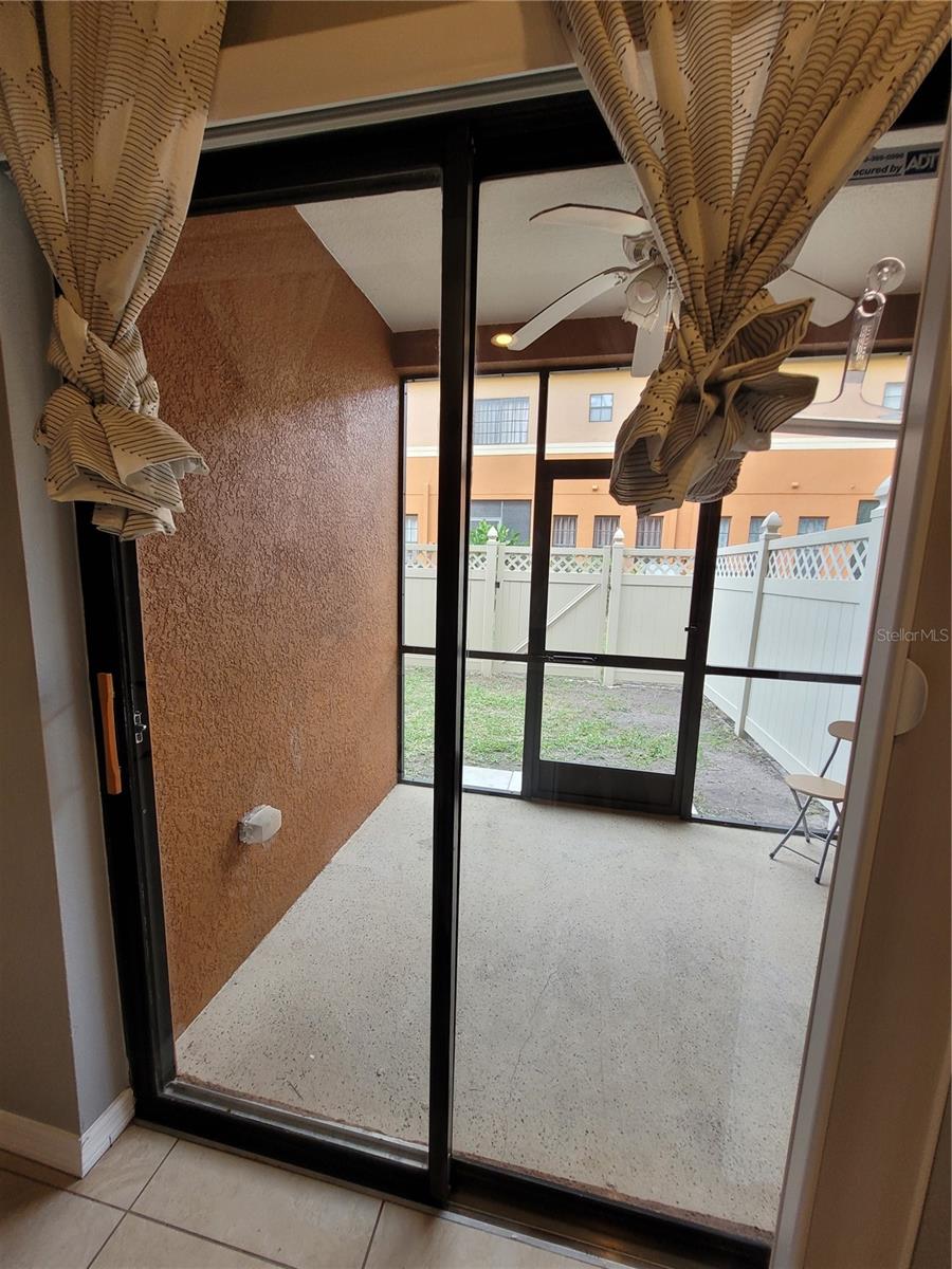 1018 TULLAMORE DR, WESLEY CHAPEL, FL, 33543