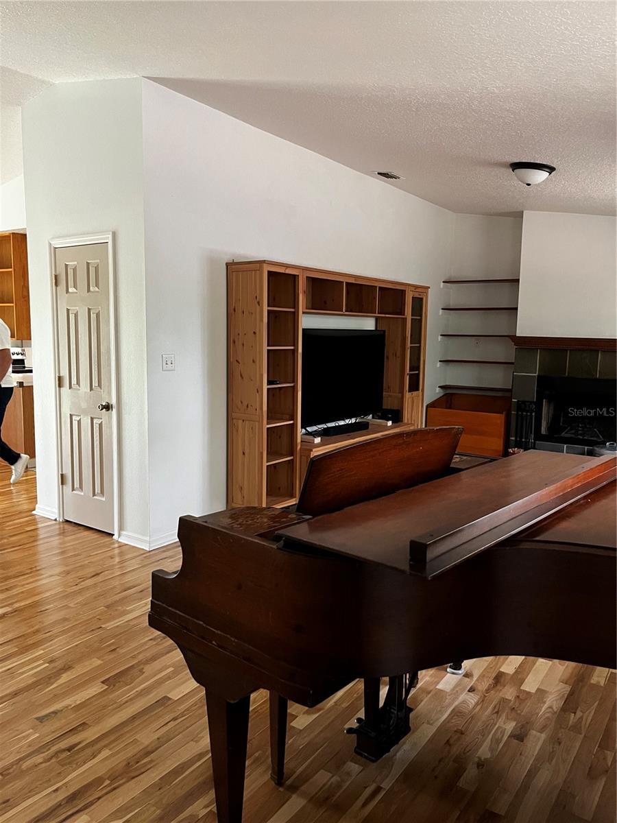 29716 DEERWOOD FARMS RD, SORRENTO, FL, 32776