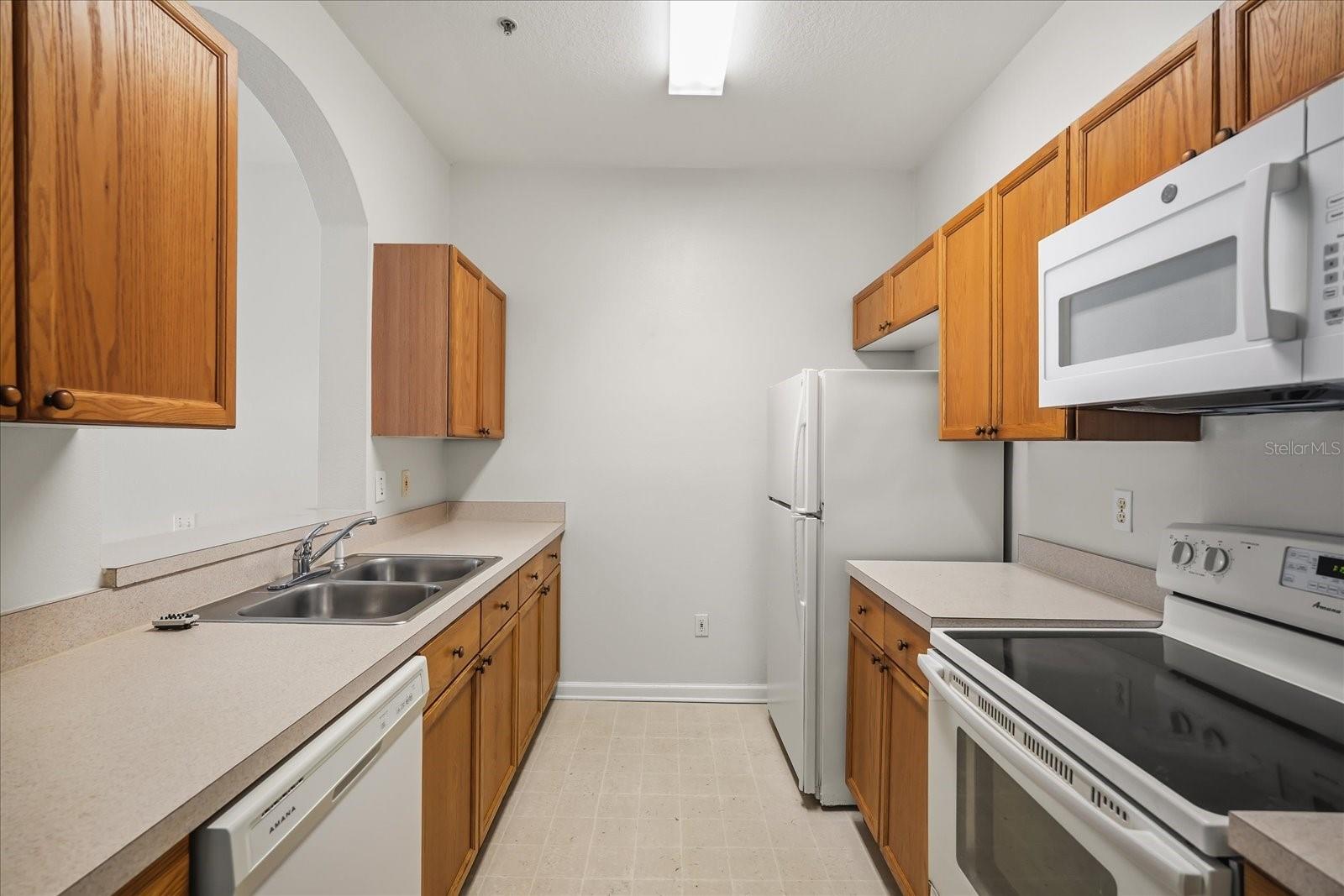 8101 COCONUT PALM WAY #205, KISSIMMEE, FL, 34747