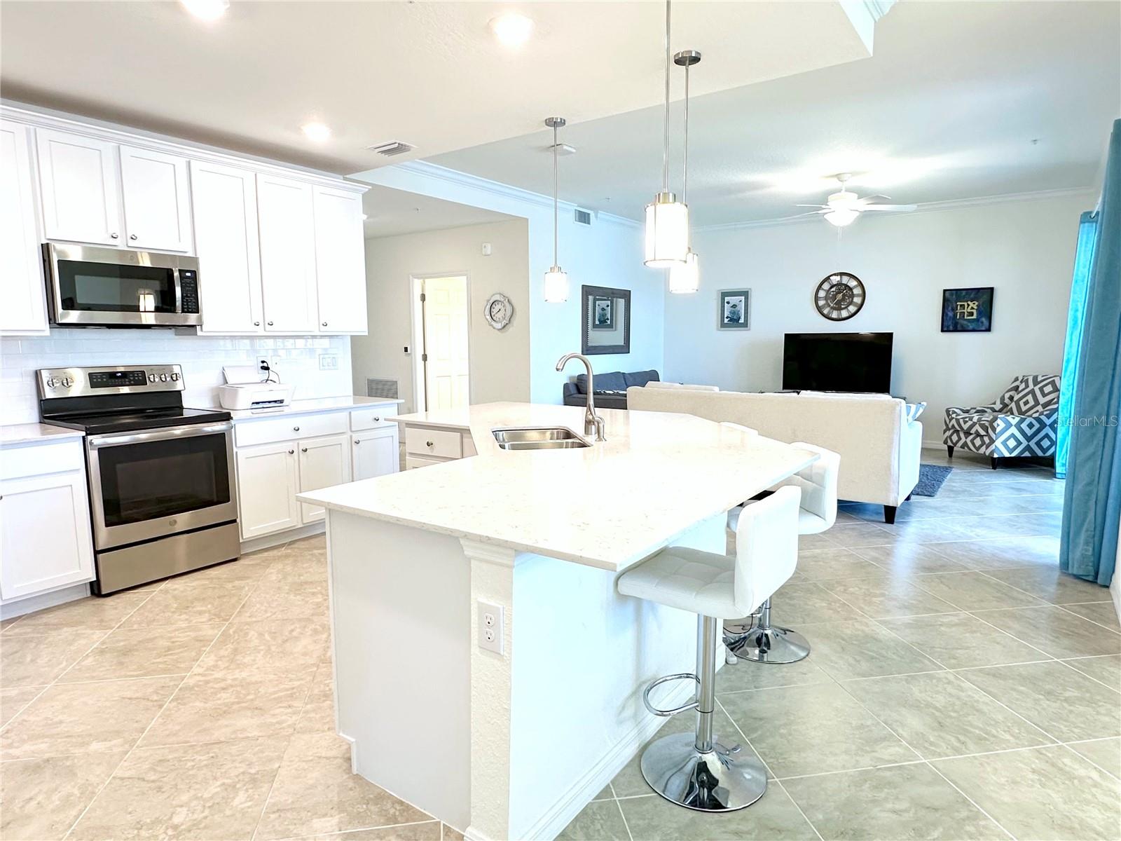 10054 CROOKED CREEK DR #102, VENICE, FL, 34293