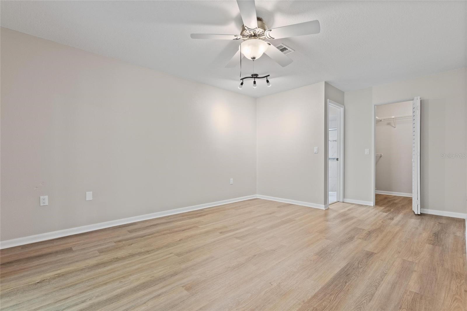11241 ROLLINGWOOD DR, PORT RICHEY, FL, 34668