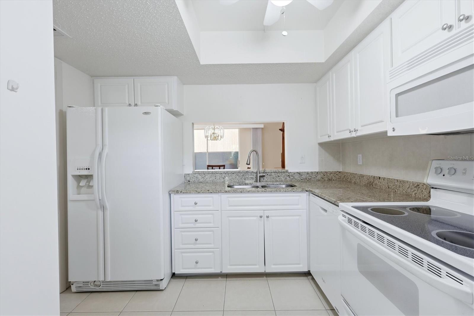 2756 CLUBHOUSE DR #101, SARASOTA, FL, 34232