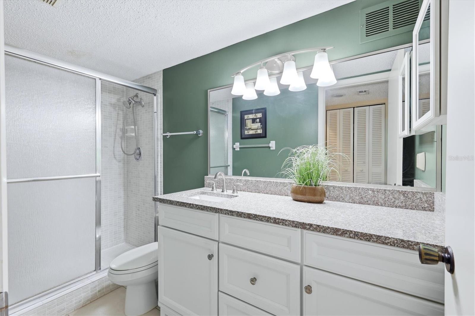 2756 CLUBHOUSE DR #101, SARASOTA, FL, 34232