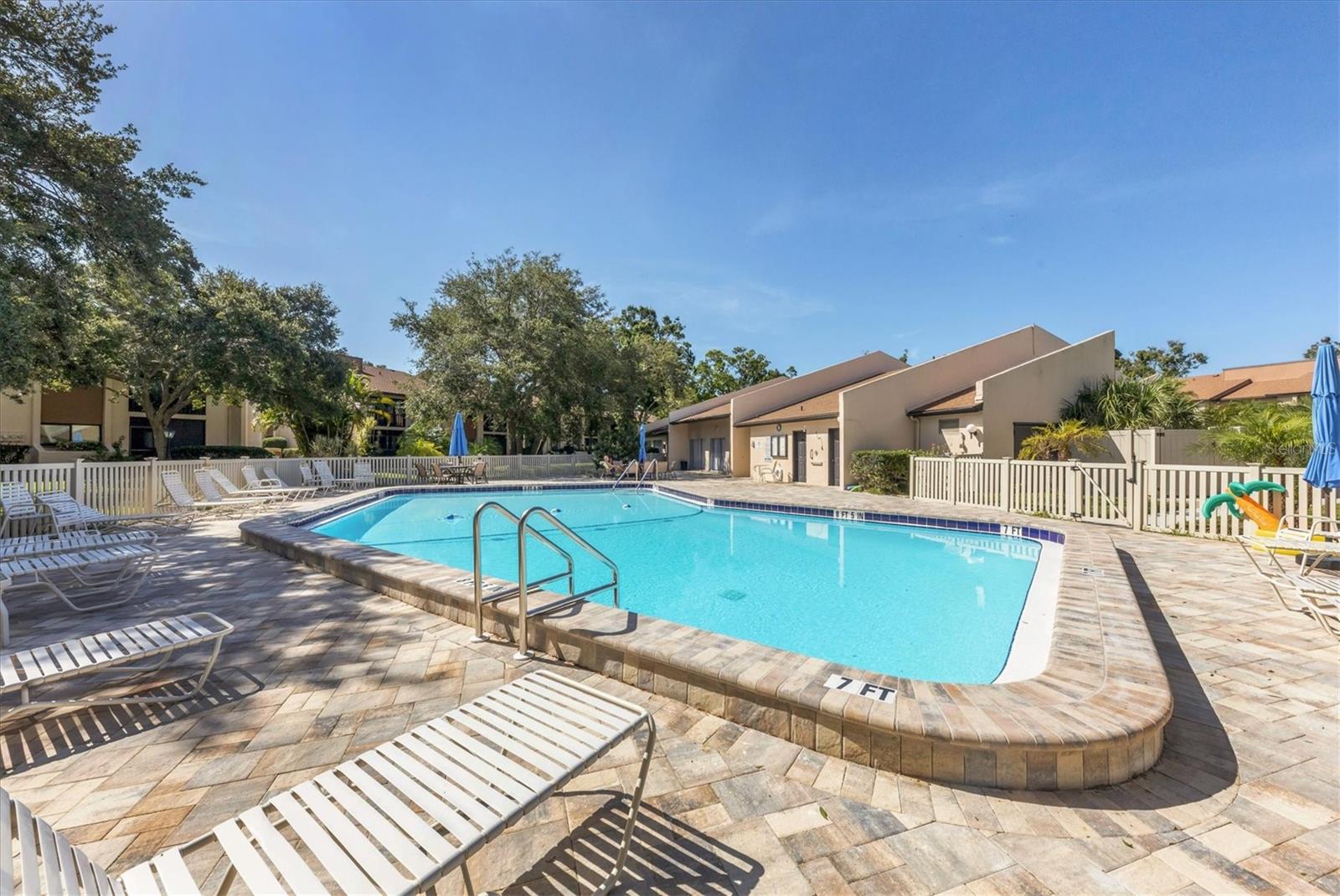 2756 CLUBHOUSE DR #101, SARASOTA, FL, 34232