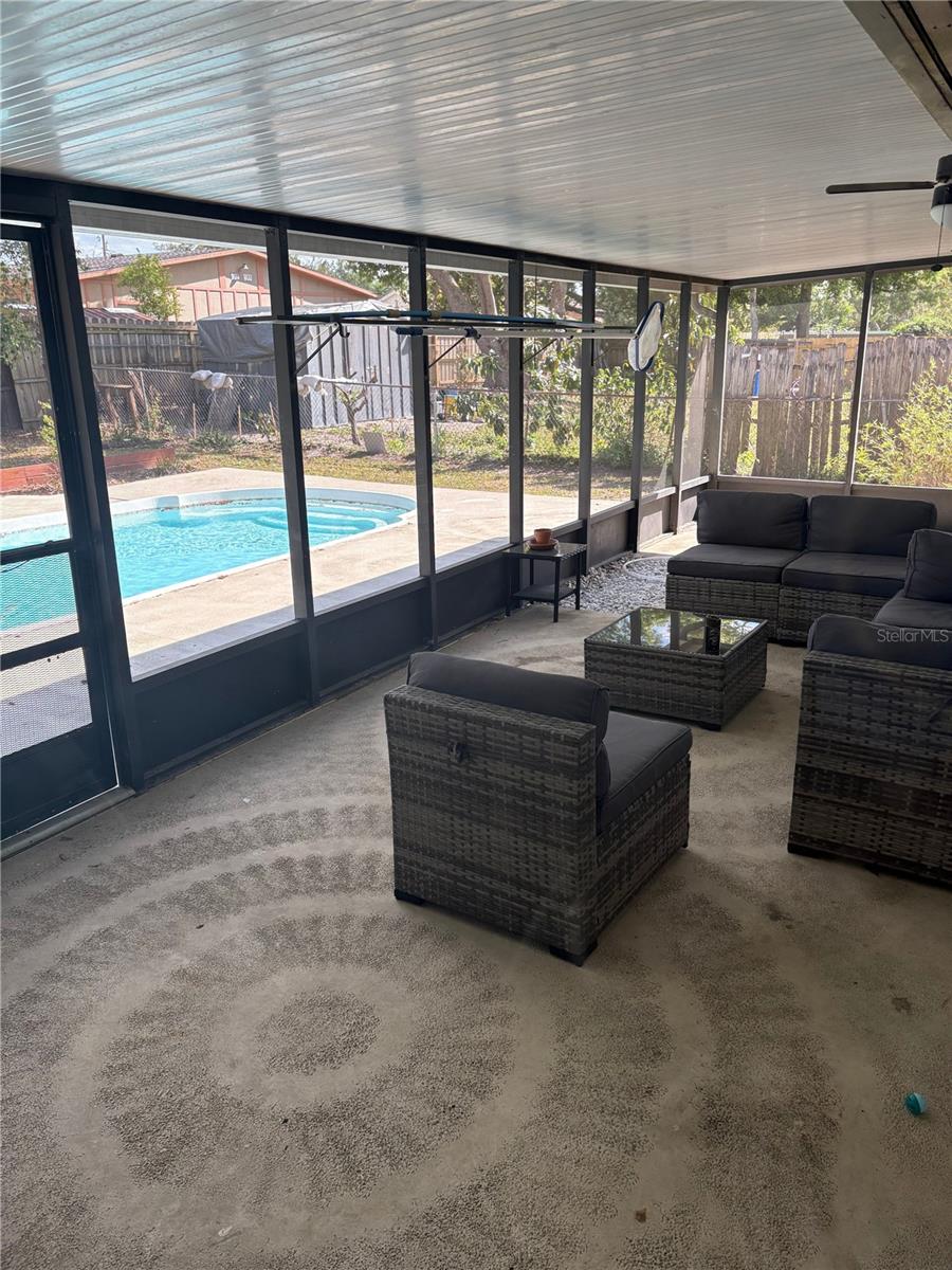1182 QUINTUPLET DR, CASSELBERRY, FL, 32707