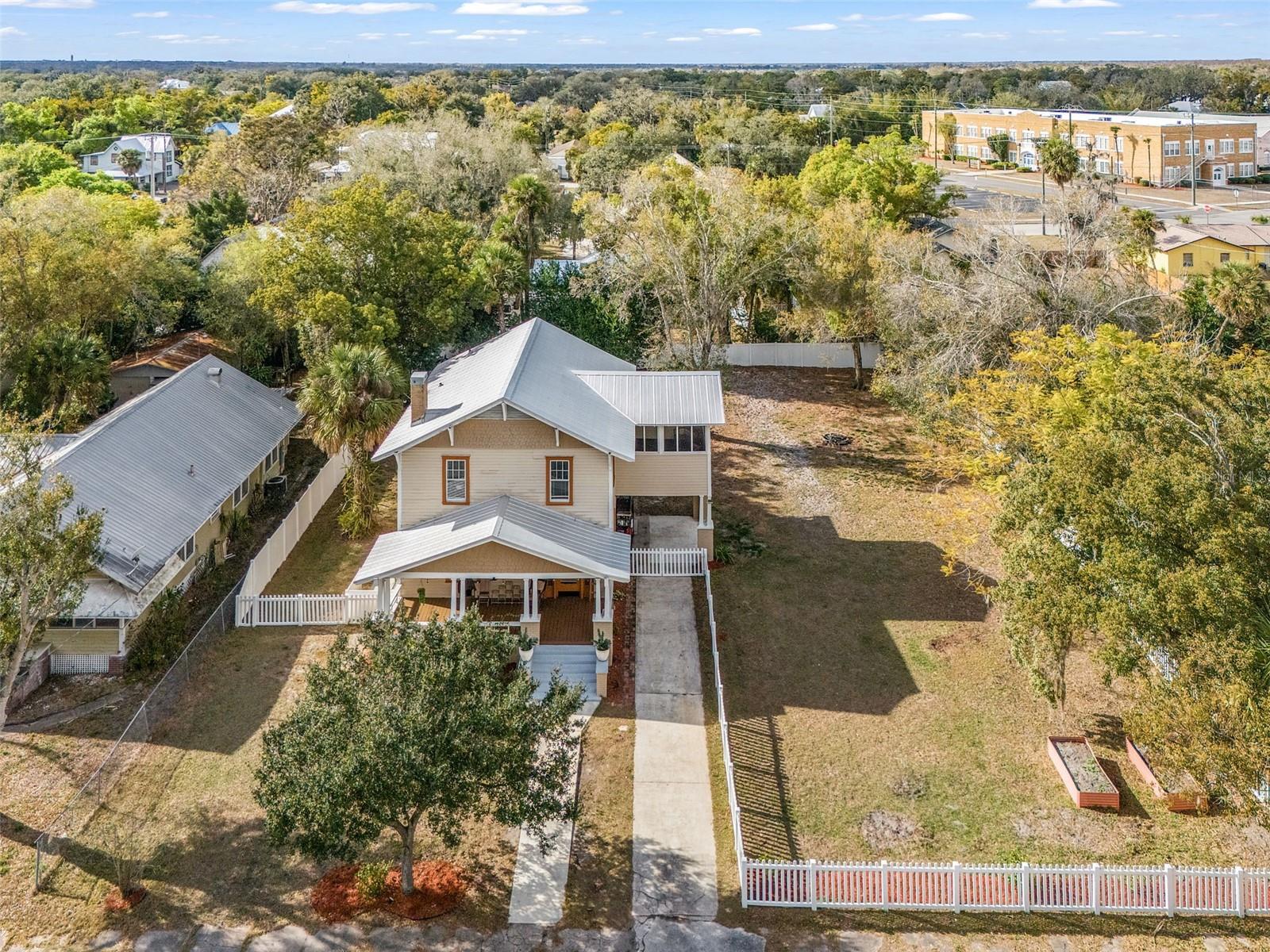 213 N MONROE AVE, ARCADIA, FL, 34266