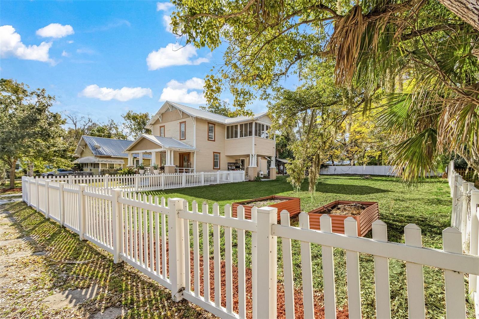 213 N MONROE AVE, ARCADIA, FL, 34266